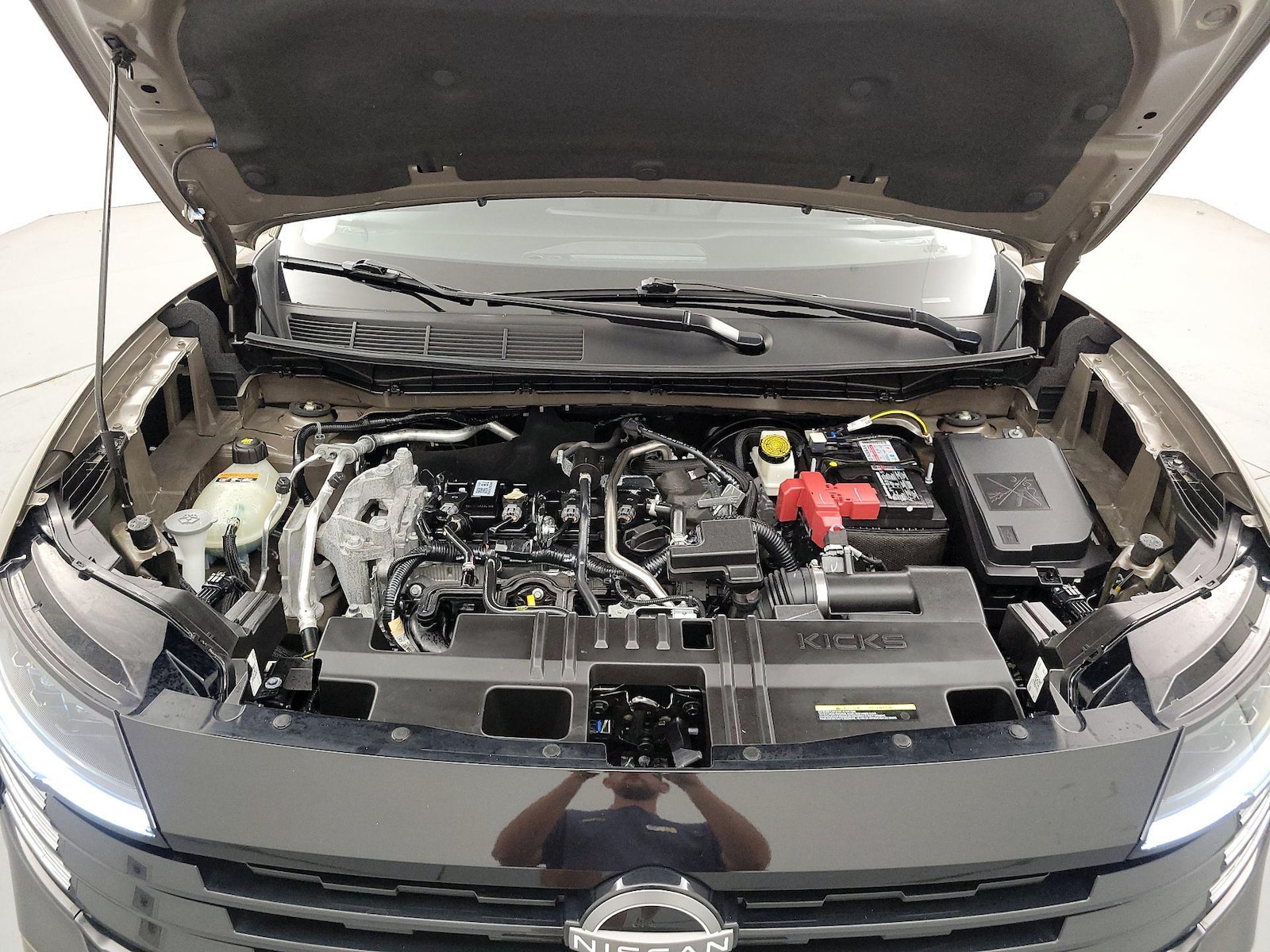 2025 Nissan Kicks SV AWD - Photo 20