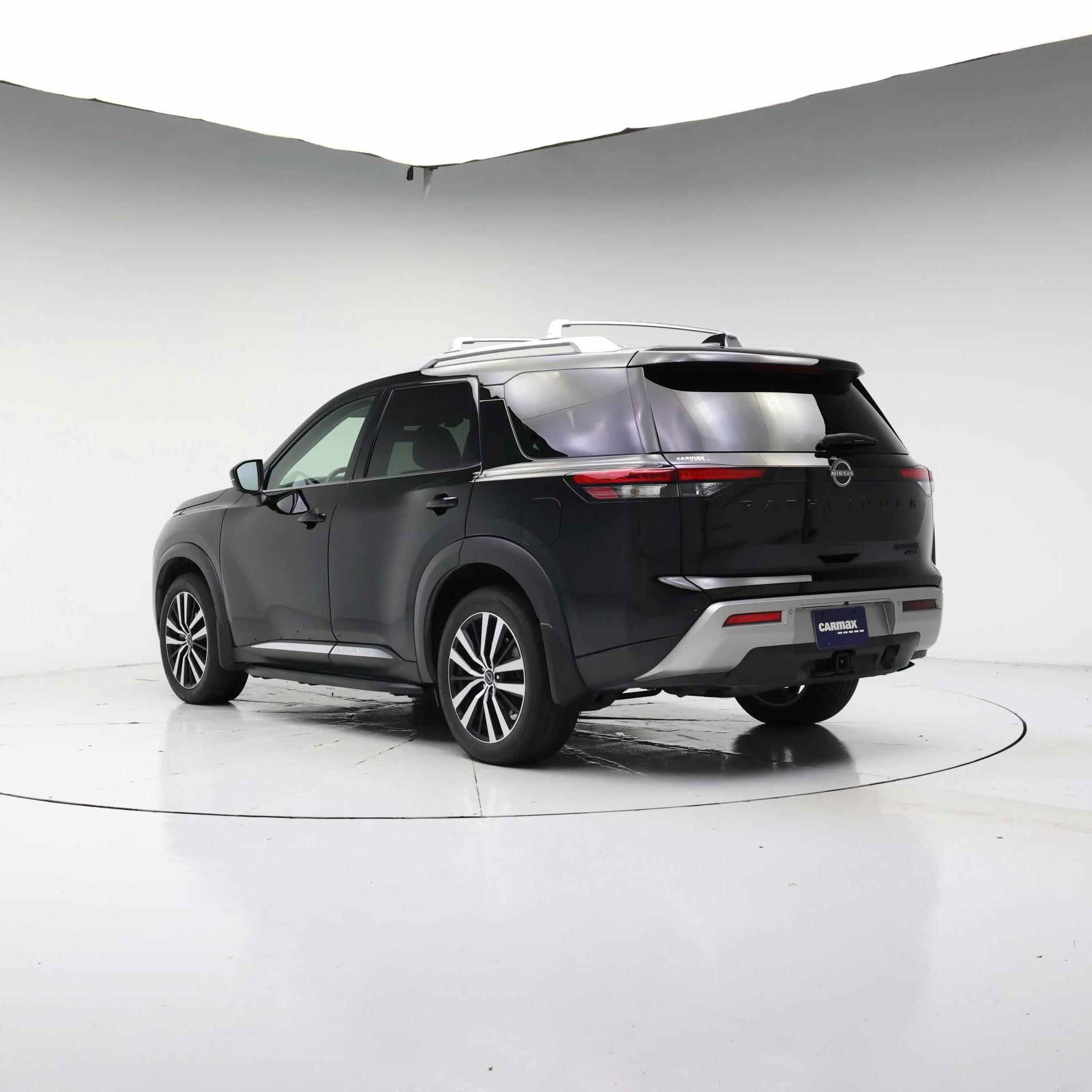 Thumbnail: 2024 Nissan Pathfinder - 2