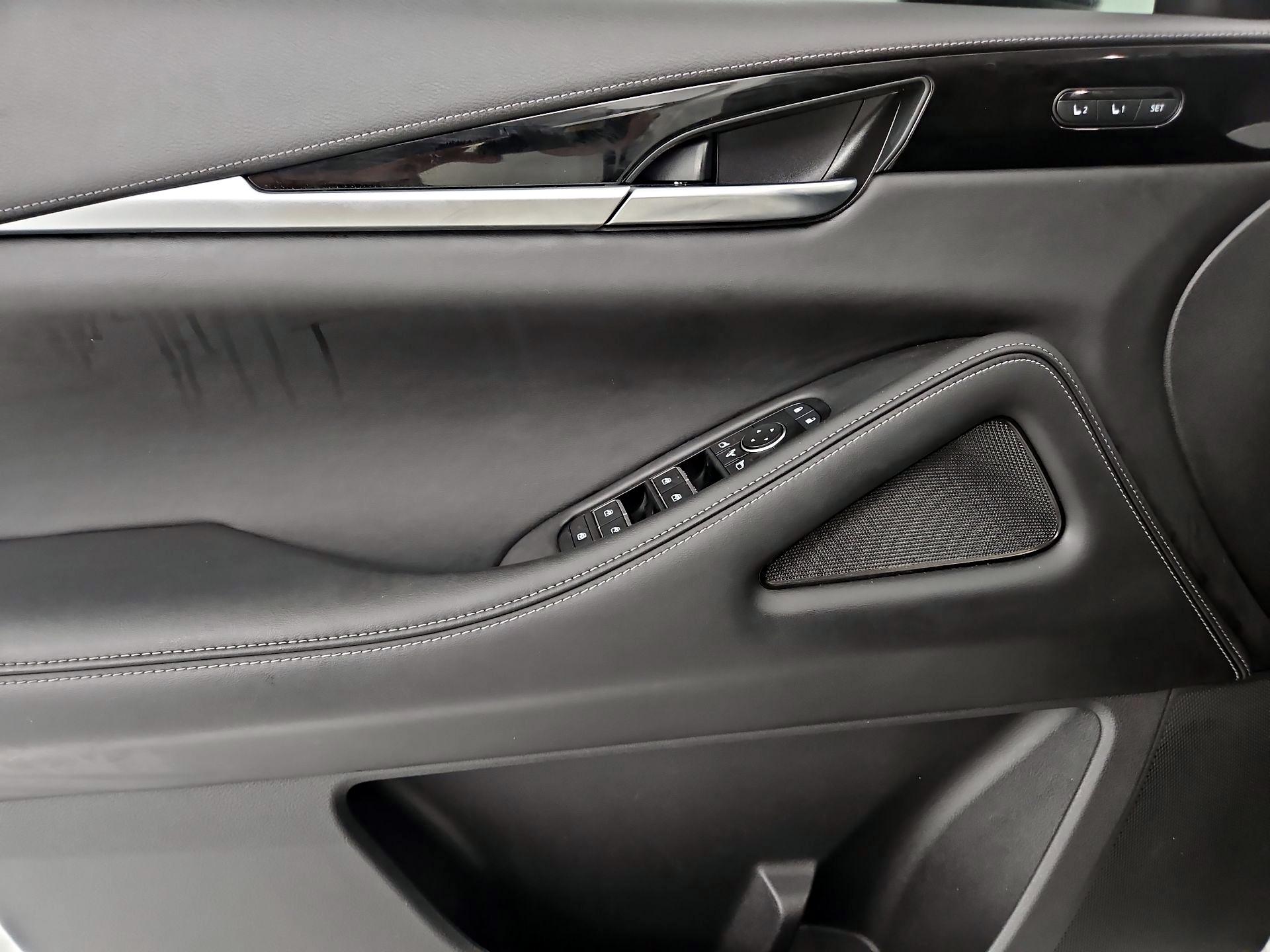 Thumbnail: 2023 INFINITI QX60 - 10
