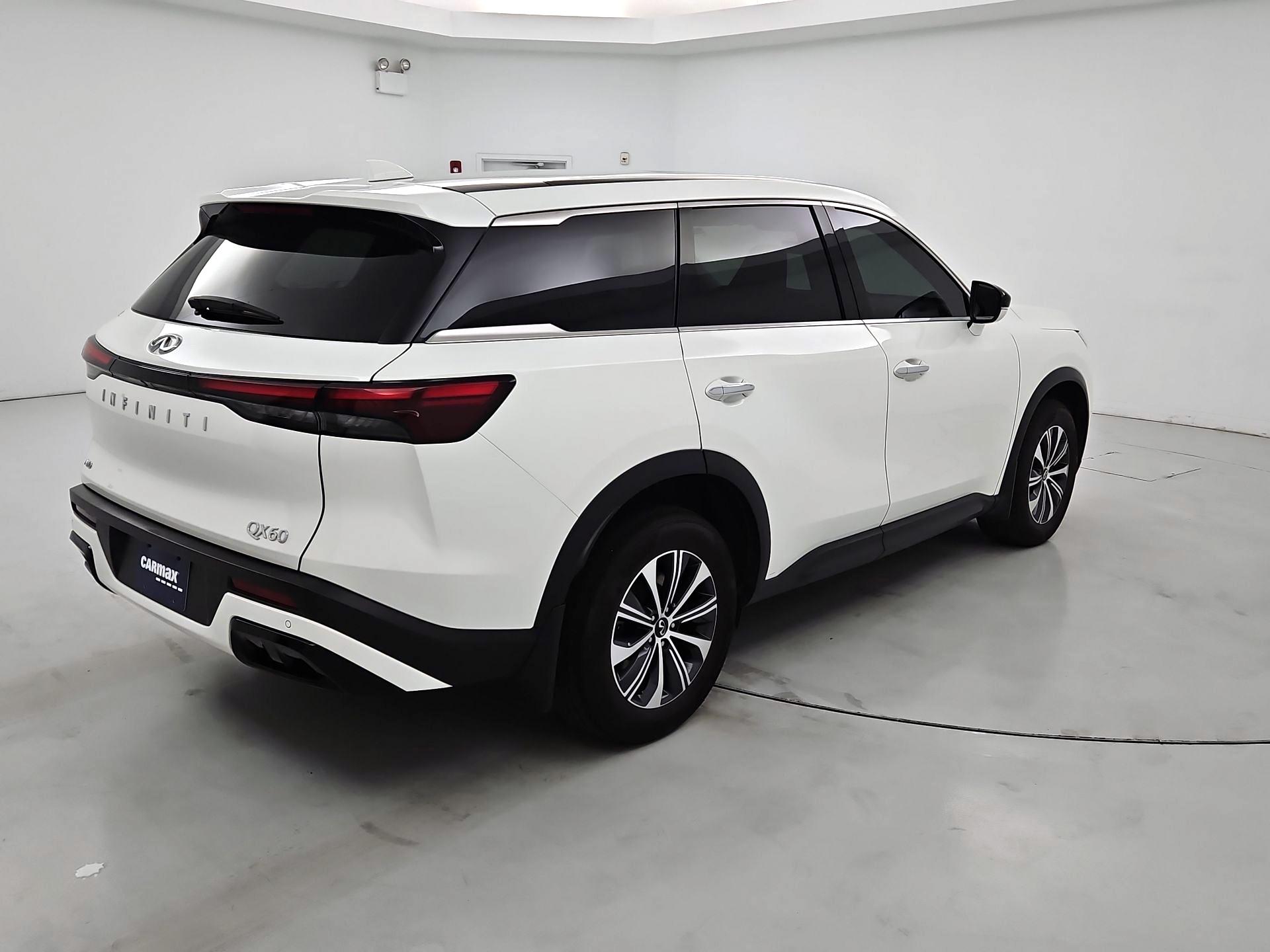 Thumbnail: 2023 INFINITI QX60 - 5