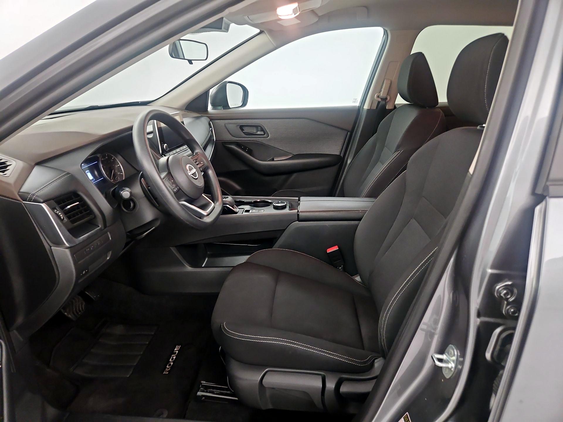Thumbnail: 2023 Nissan Rogue - 9