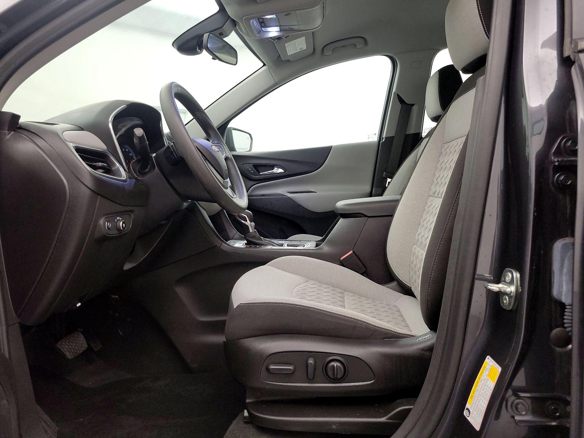 Thumbnail: 2022 Chevrolet Equinox - 11