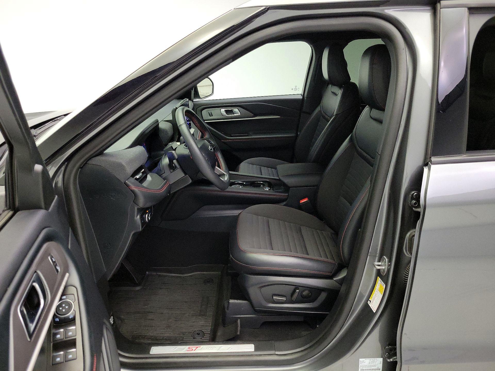 Thumbnail: 2025 Ford Explorer - 11
