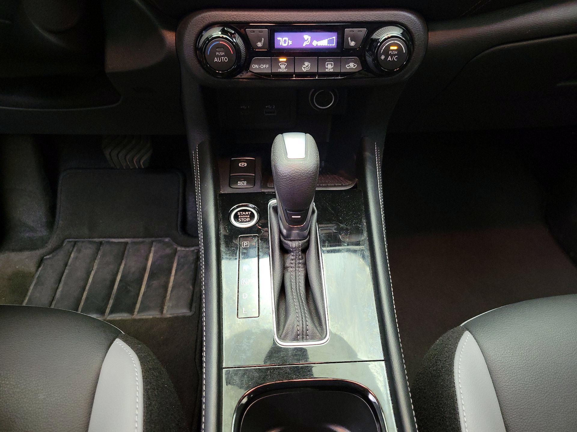 Thumbnail: 2023 Nissan Kicks - 17