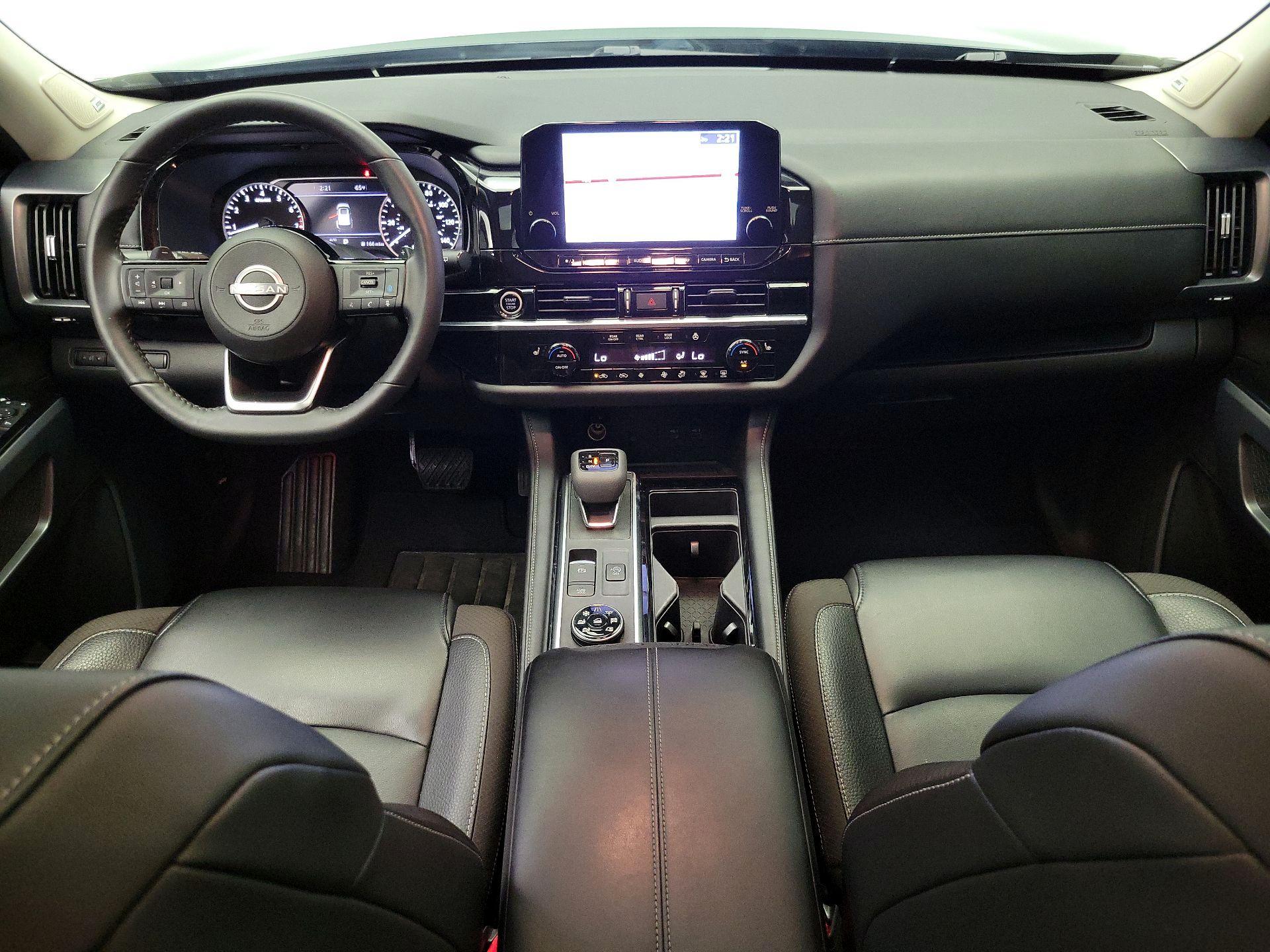 Thumbnail: 2024 Nissan Pathfinder - 9