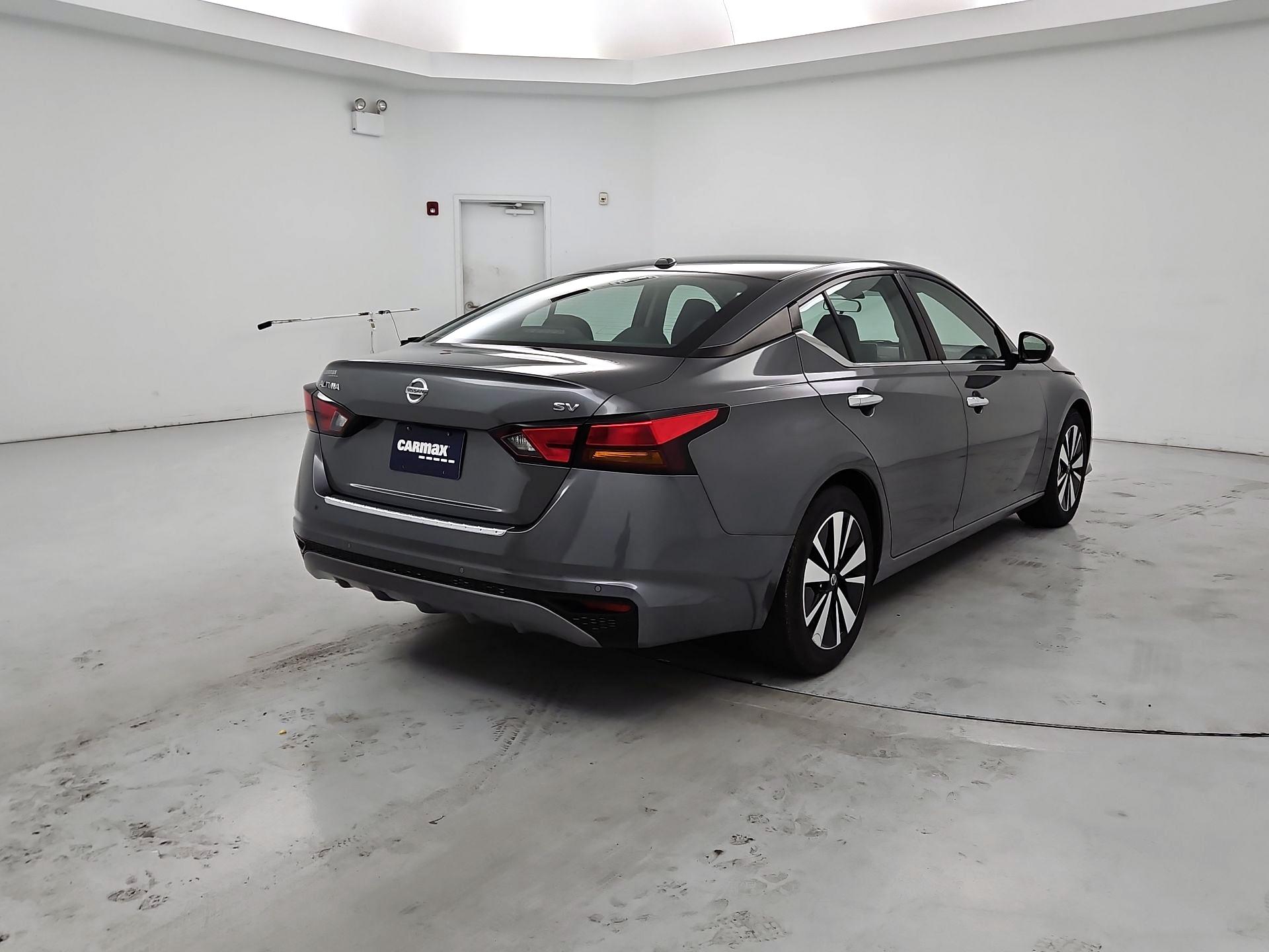 Thumbnail: 2022 Nissan Altima - 5