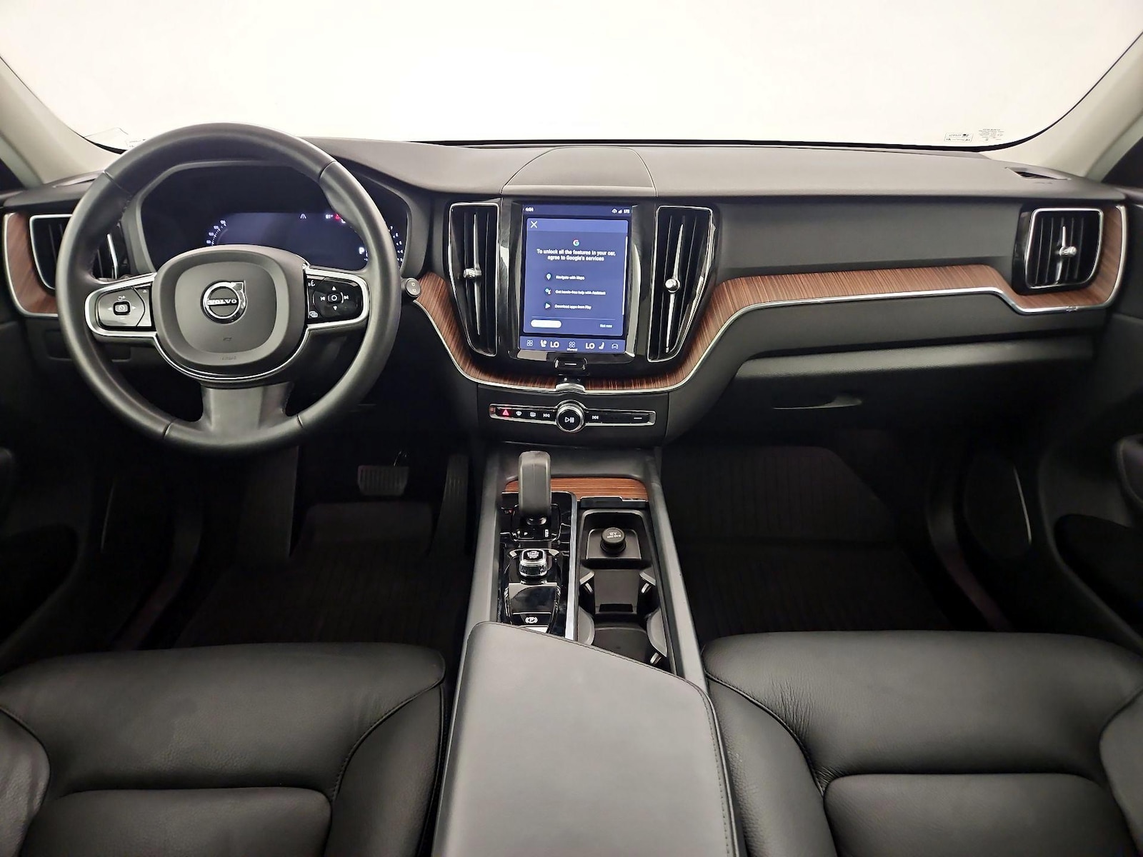 2024 Volvo XC60 Plus - Photo 8