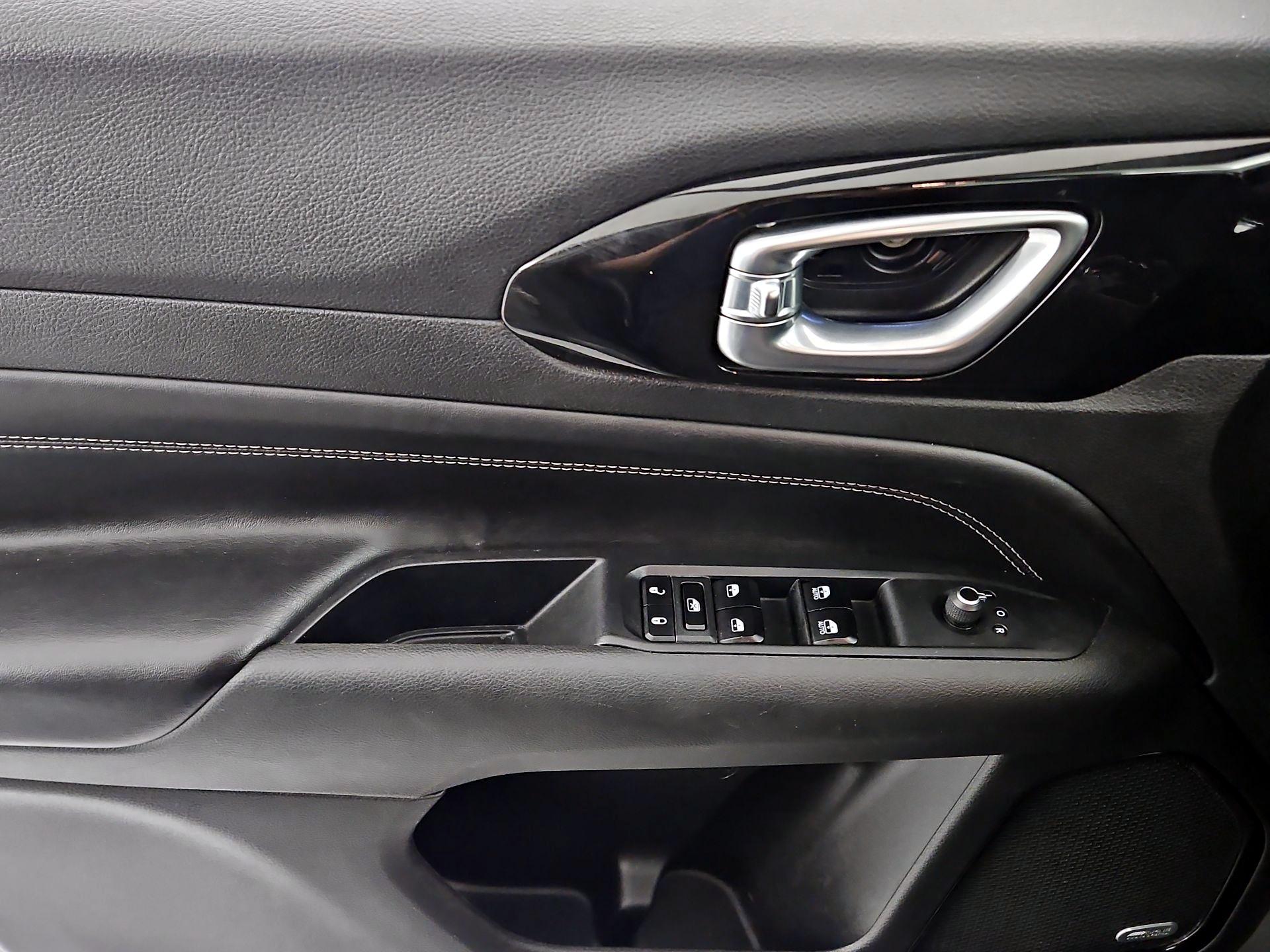 Thumbnail: 2023 Jeep Compass - 10