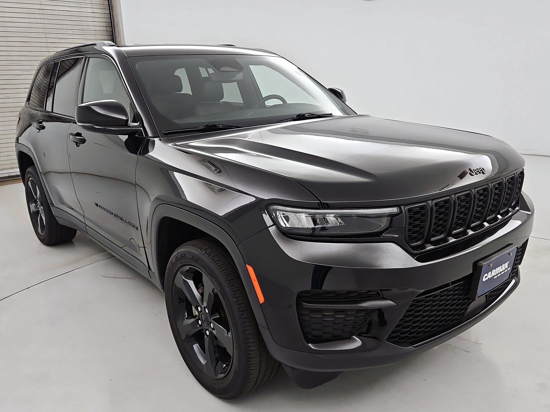 Thumbnail: 2023 Jeep Grand Cherokee - 1