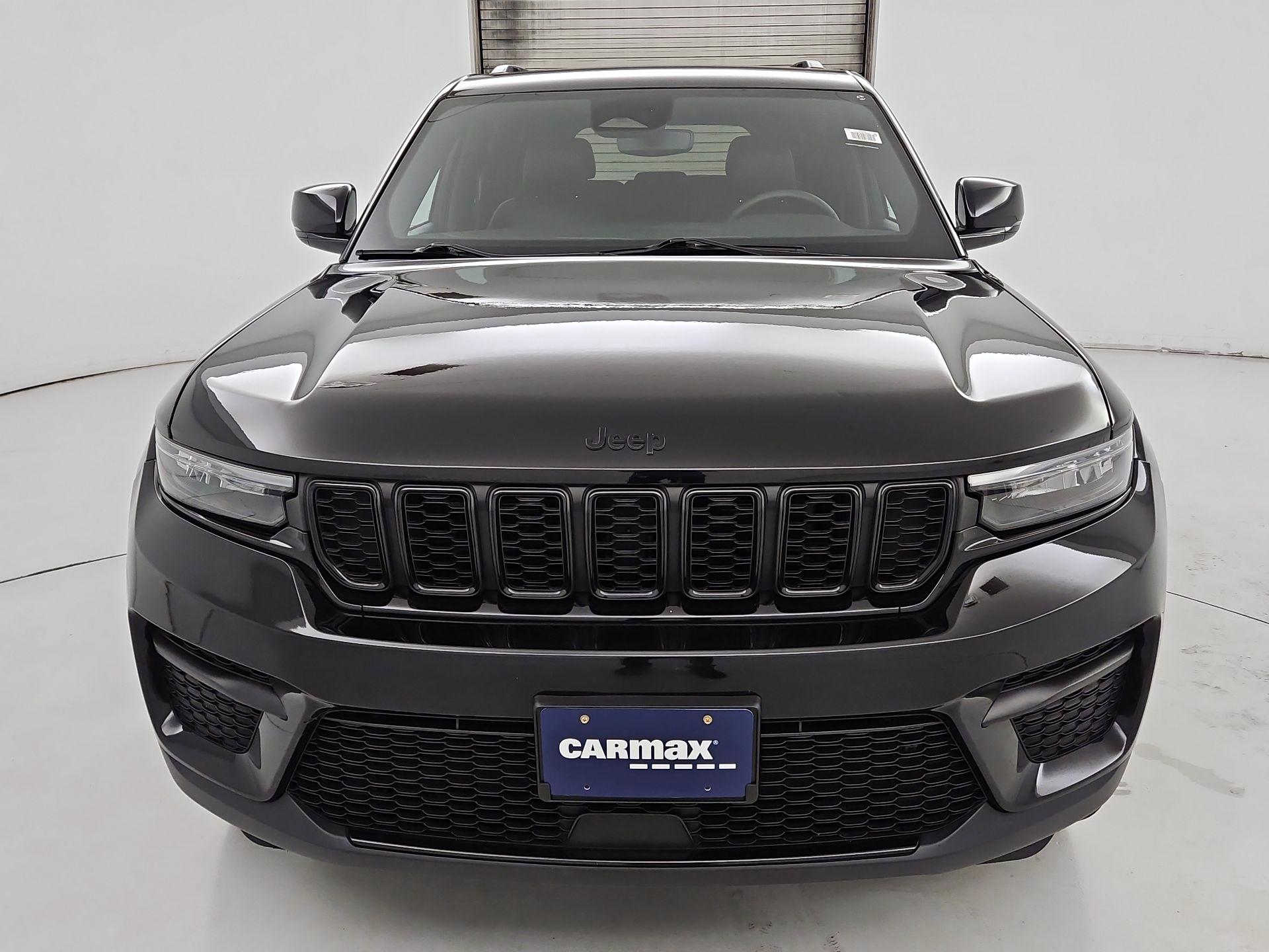 Thumbnail: 2023 Jeep Grand Cherokee - 2