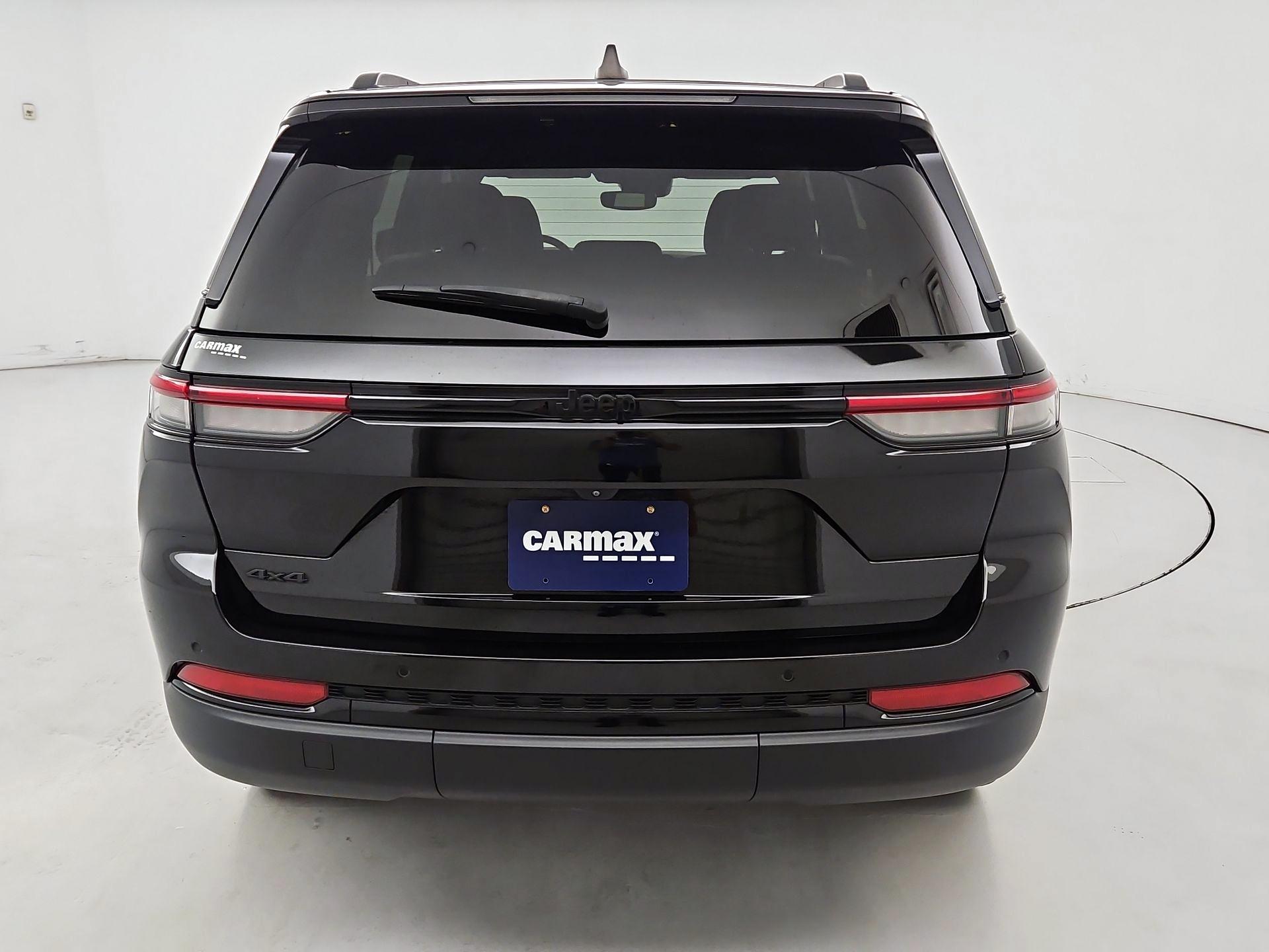 Thumbnail: 2023 Jeep Grand Cherokee - 6
