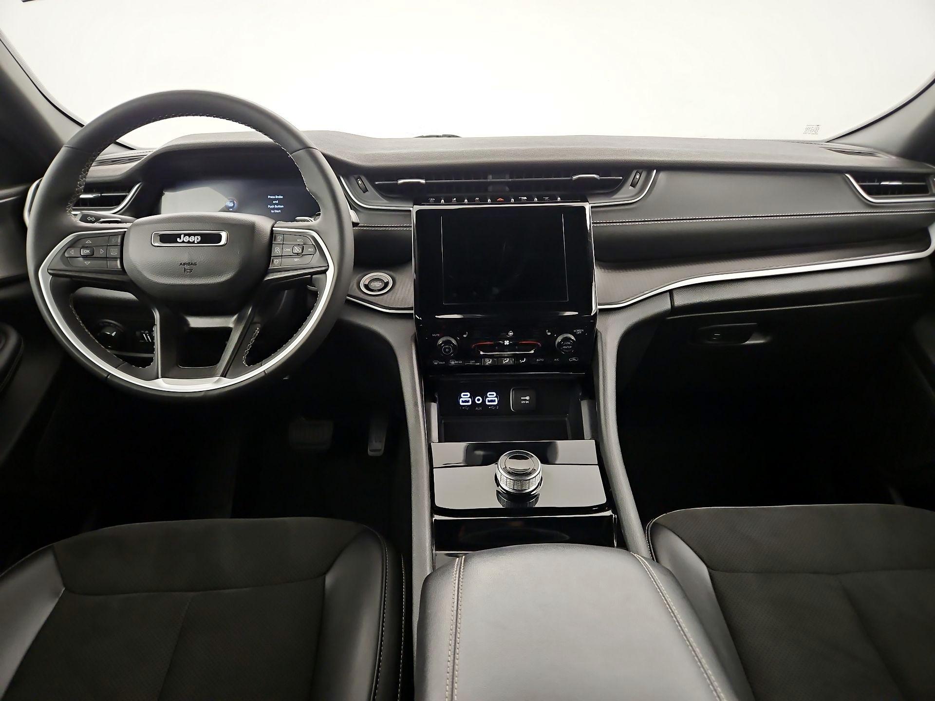 Thumbnail: 2023 Jeep Grand Cherokee - 8