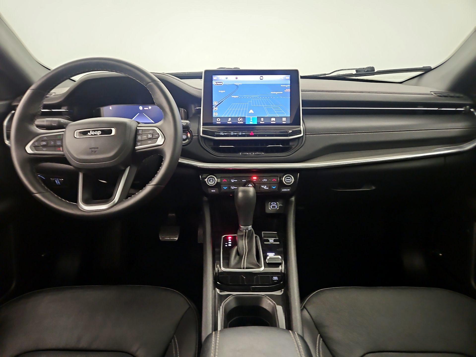 Thumbnail: 2022 Jeep Compass - 8