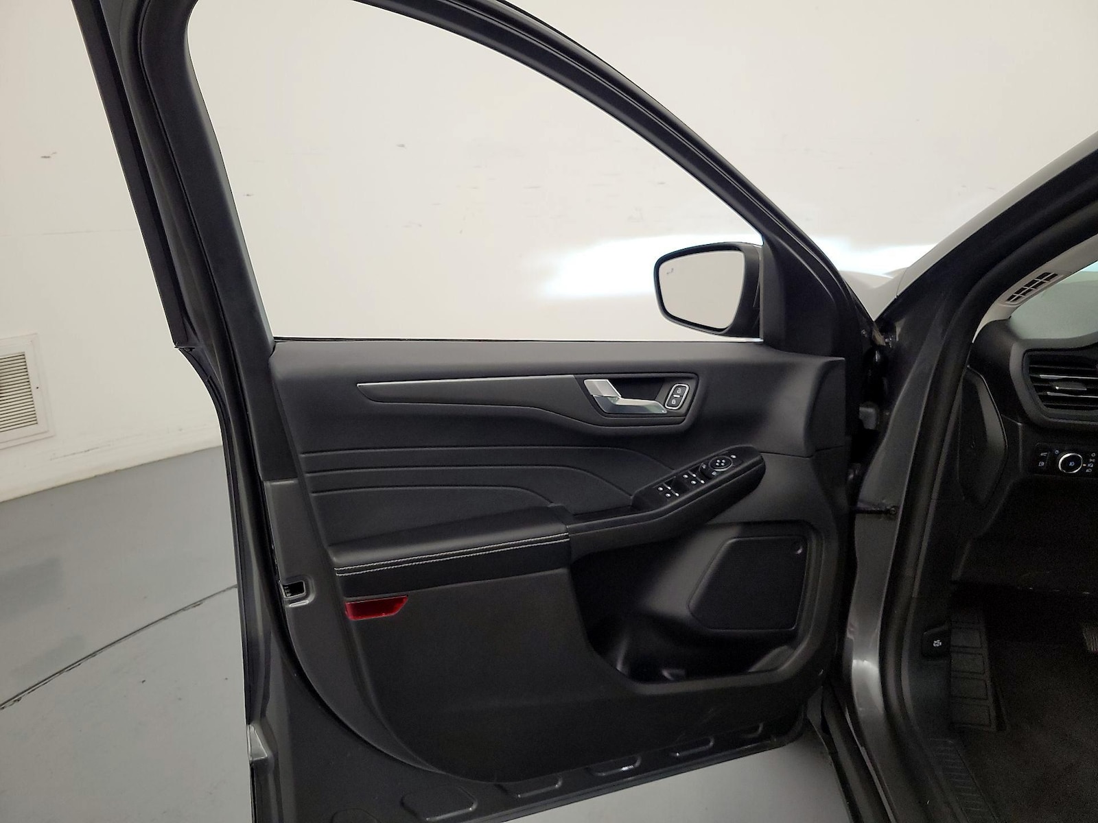 2025 Ford Escape Plug-in hybrid PHEV - Photo 13
