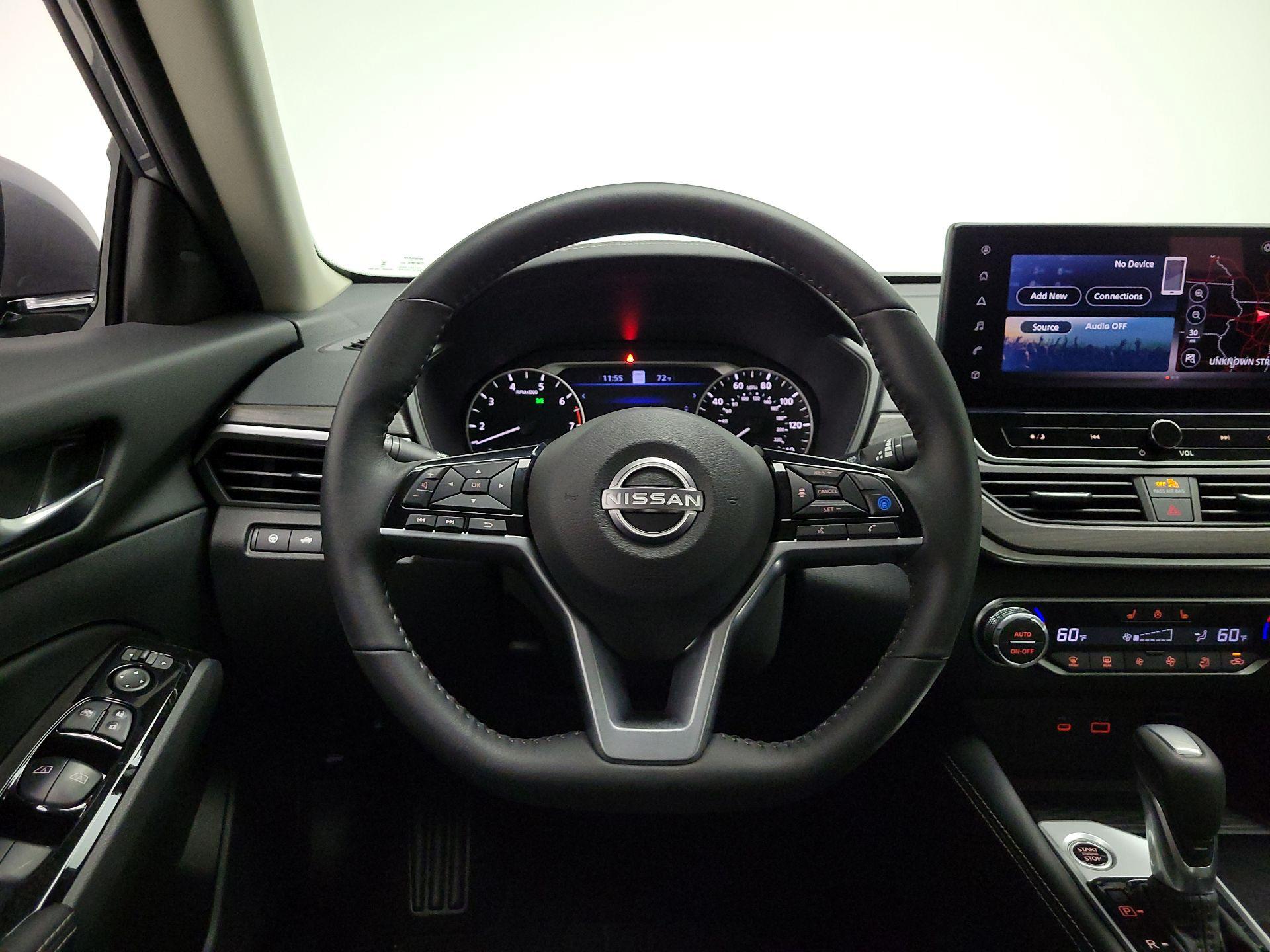 Thumbnail: 2025 Nissan Altima - 10