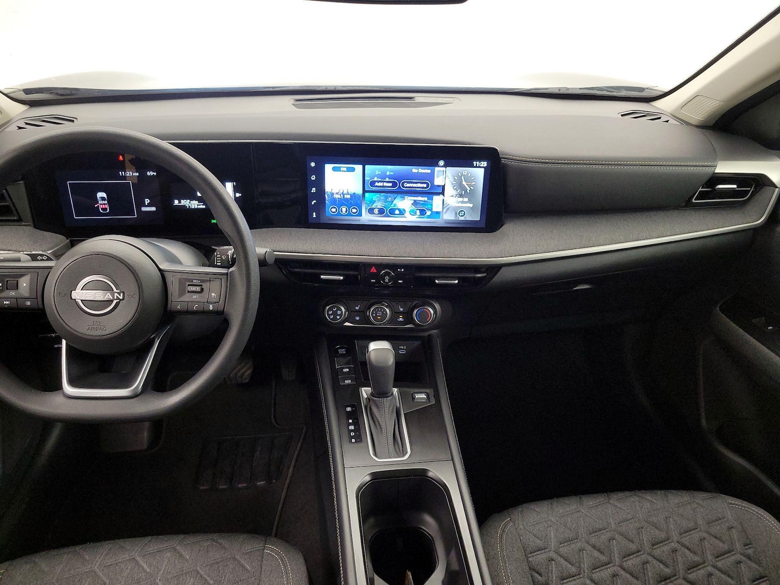 2025 Nissan Kicks