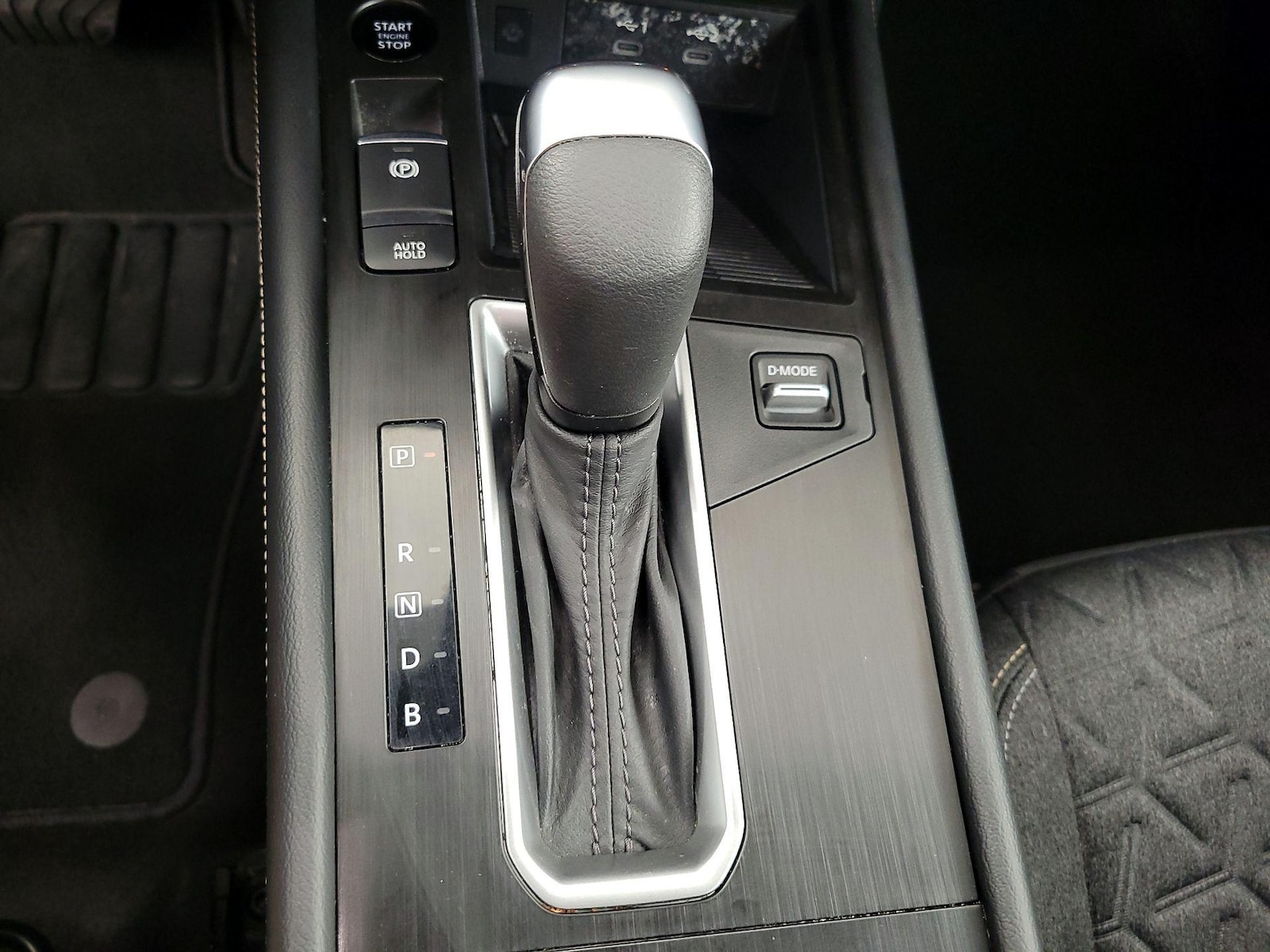 2025 Nissan Kicks SV AWD - Photo 18