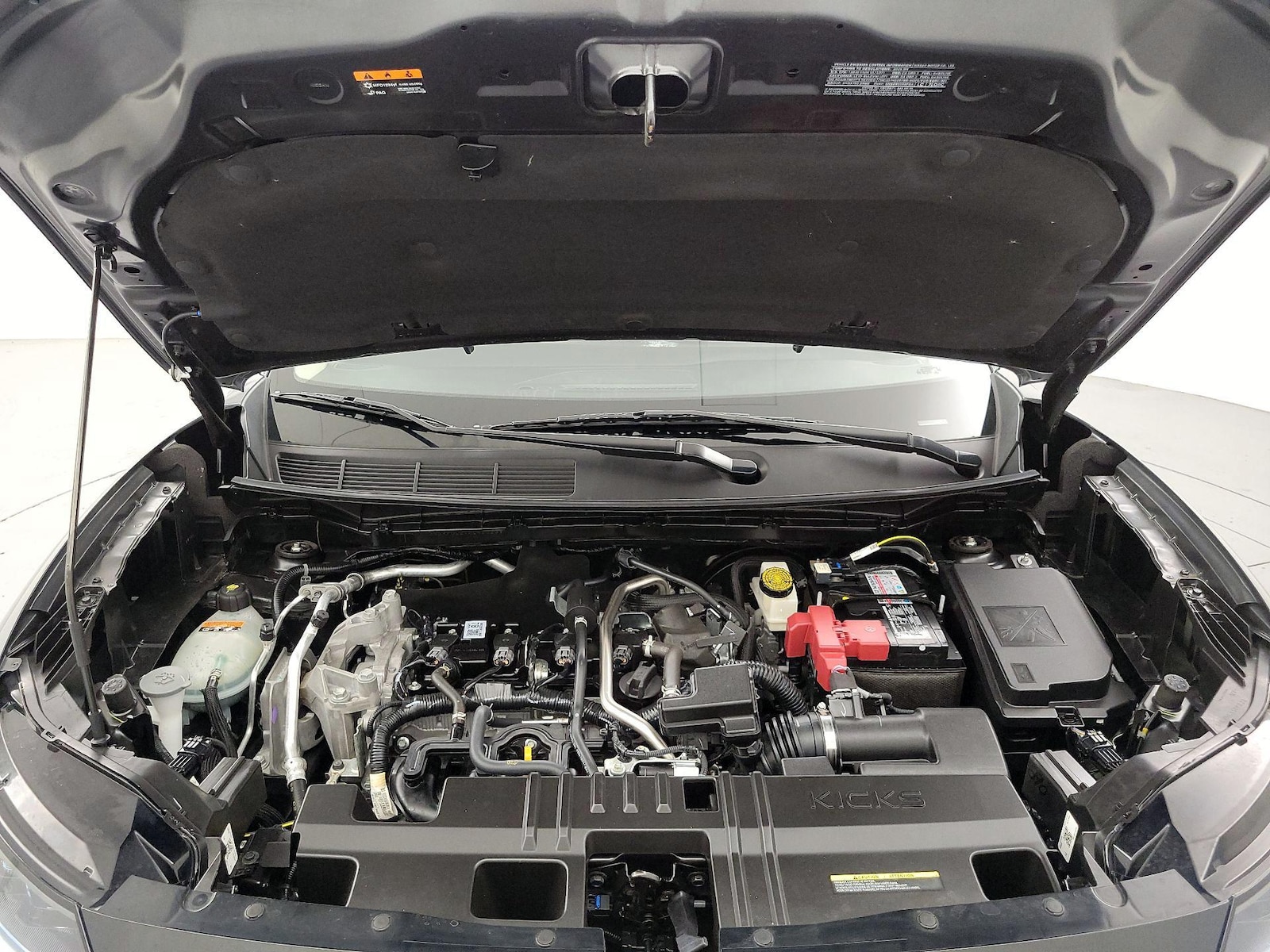 2025 Nissan Kicks SV AWD - Photo 23