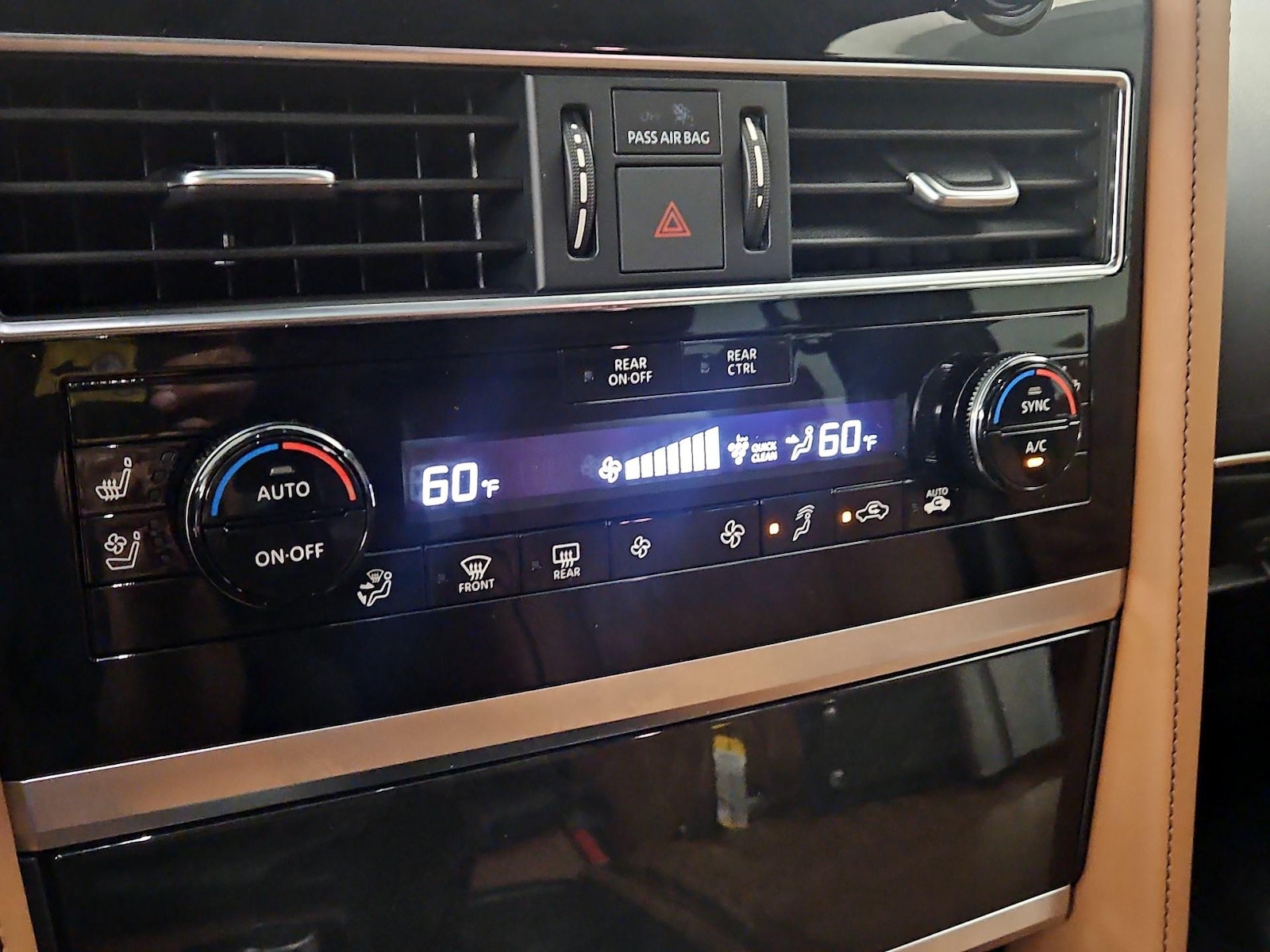 2023 INFINITI QX80 Sensory 4WD - Photo 16