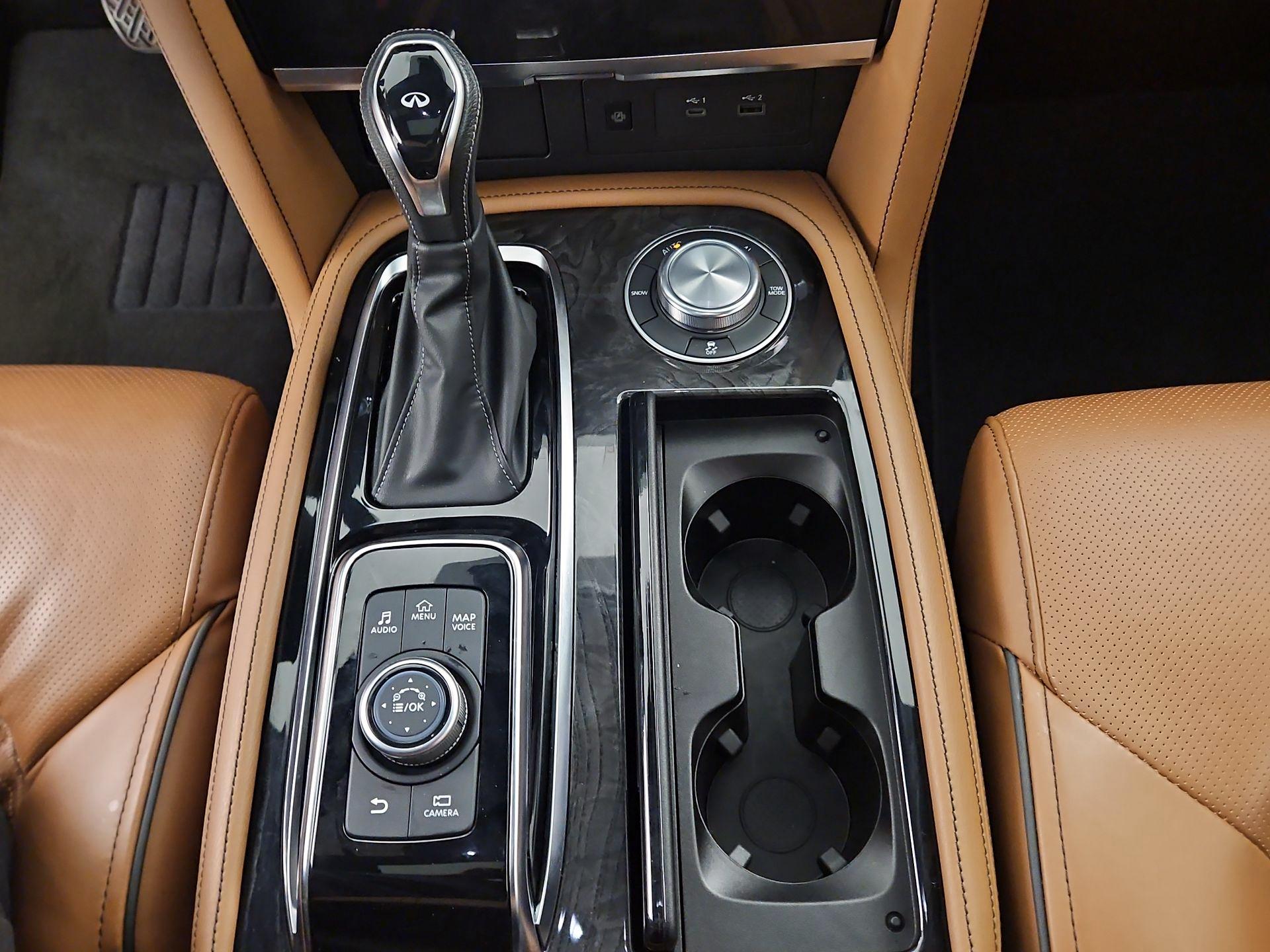 Thumbnail: 2023 INFINITI QX80 - 16