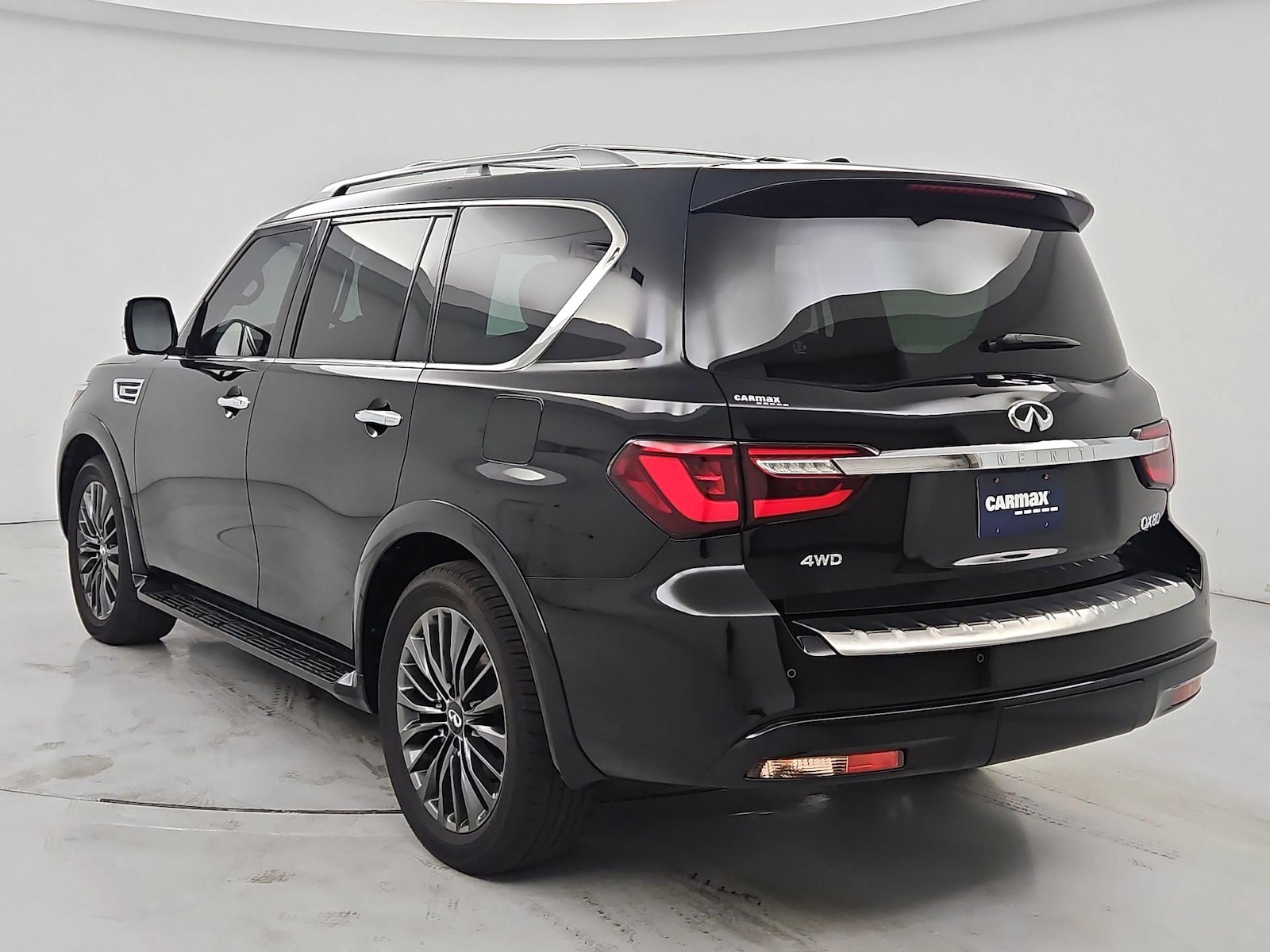 2023 INFINITI QX80 Sensory 4WD - Photo 7