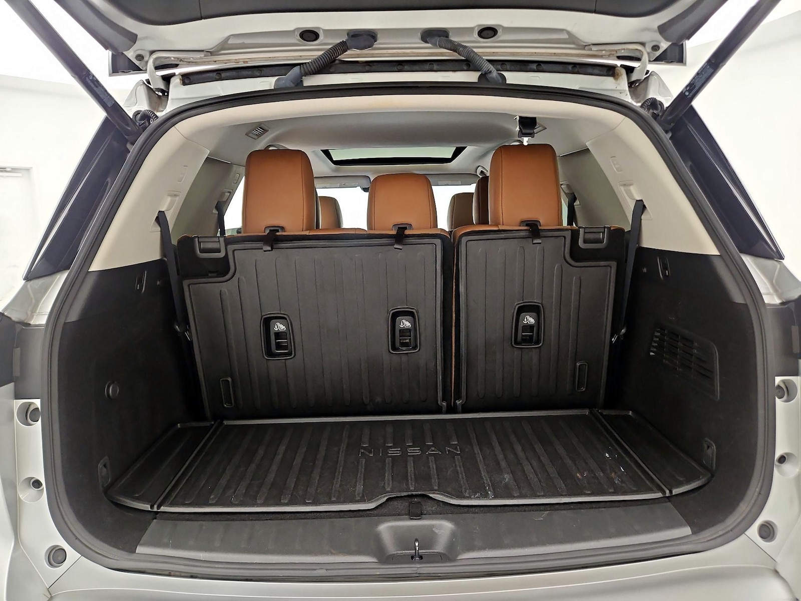 2023 Nissan Pathfinder Platinum - Photo 22