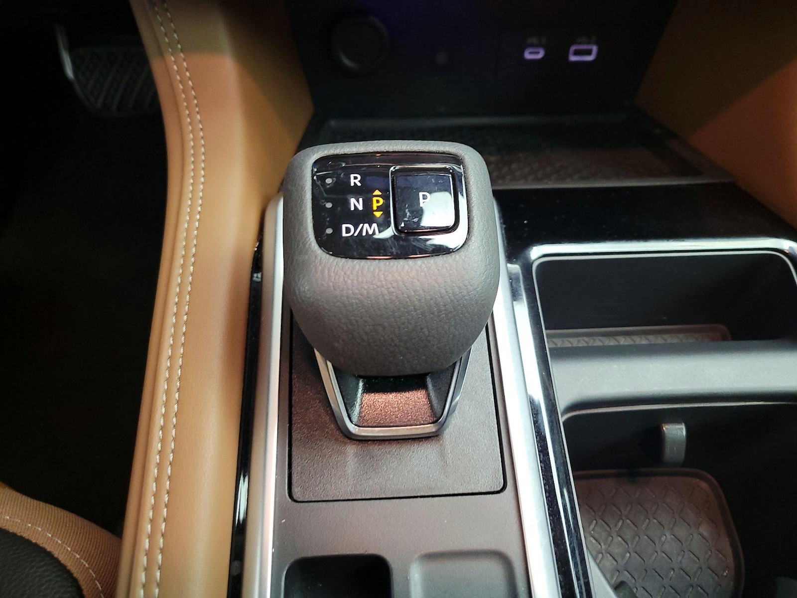 2025 Nissan Pathfinder Platinum - Photo 17