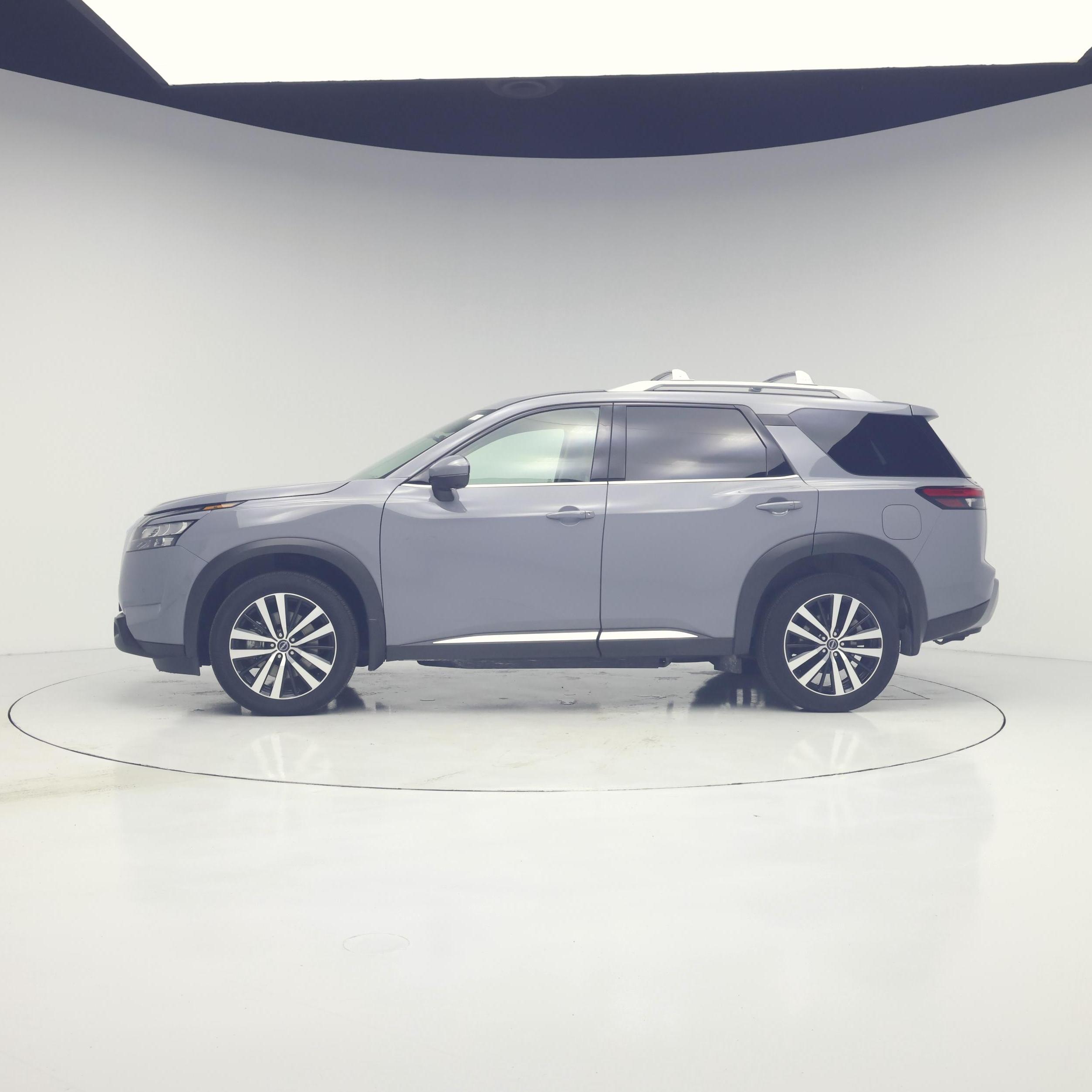 Thumbnail: 2025 Nissan Pathfinder - 3