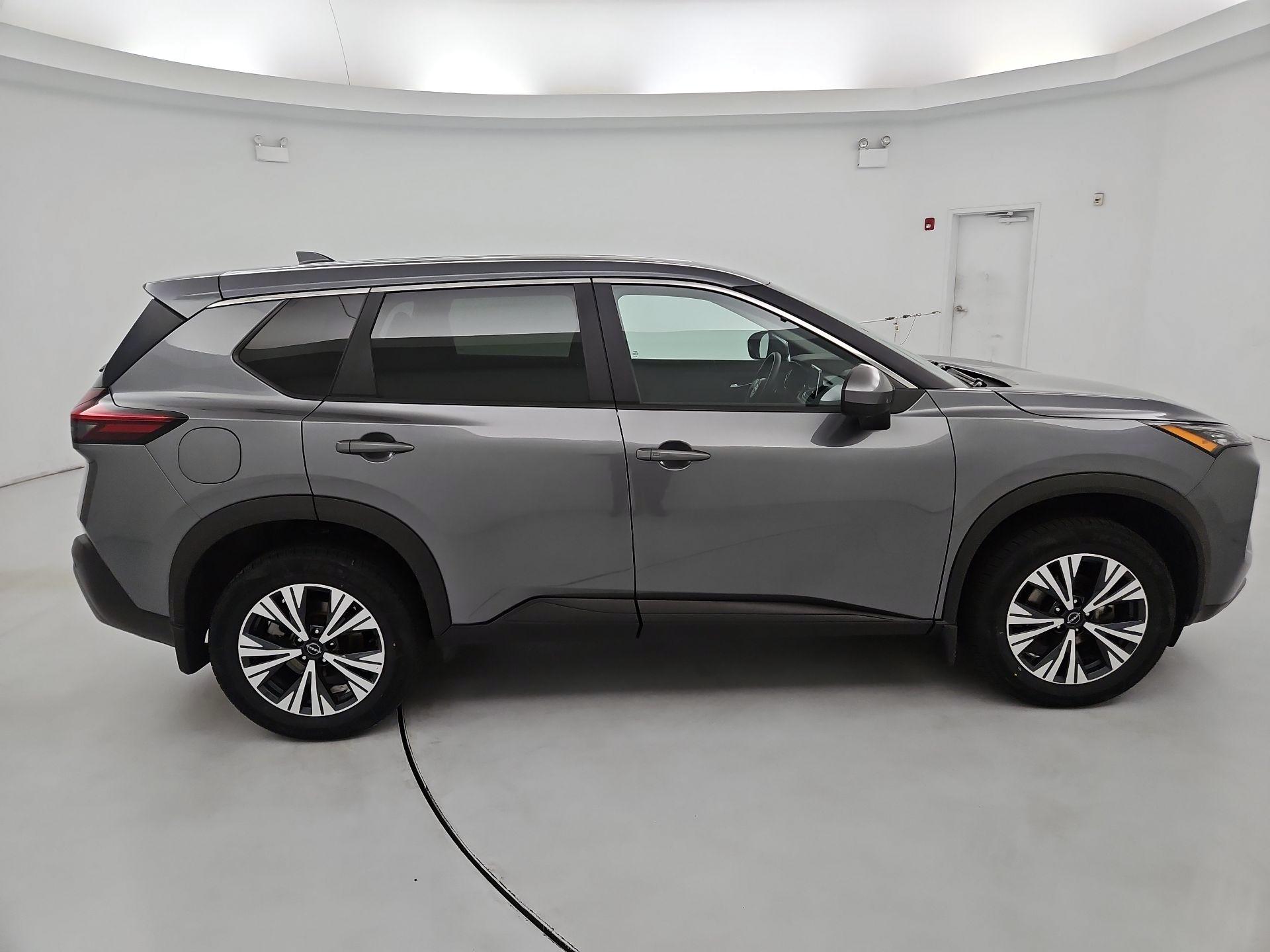 Thumbnail: 2023 Nissan Rogue - 4