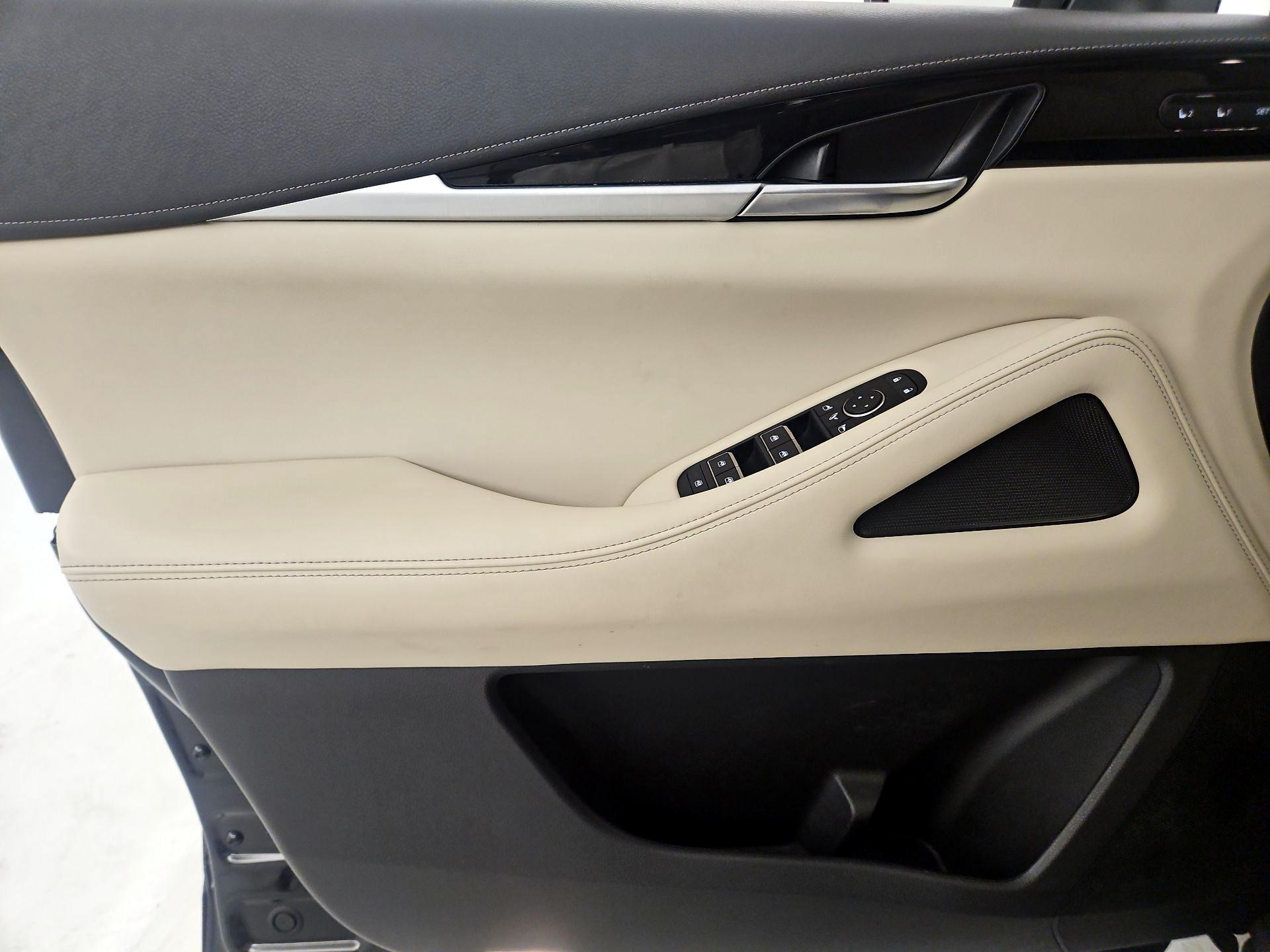 Thumbnail: 2023 INFINITI QX60 - 10