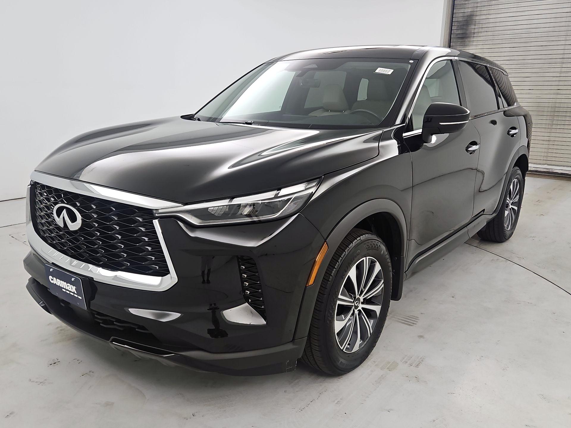 Thumbnail: 2023 INFINITI QX60 - 3