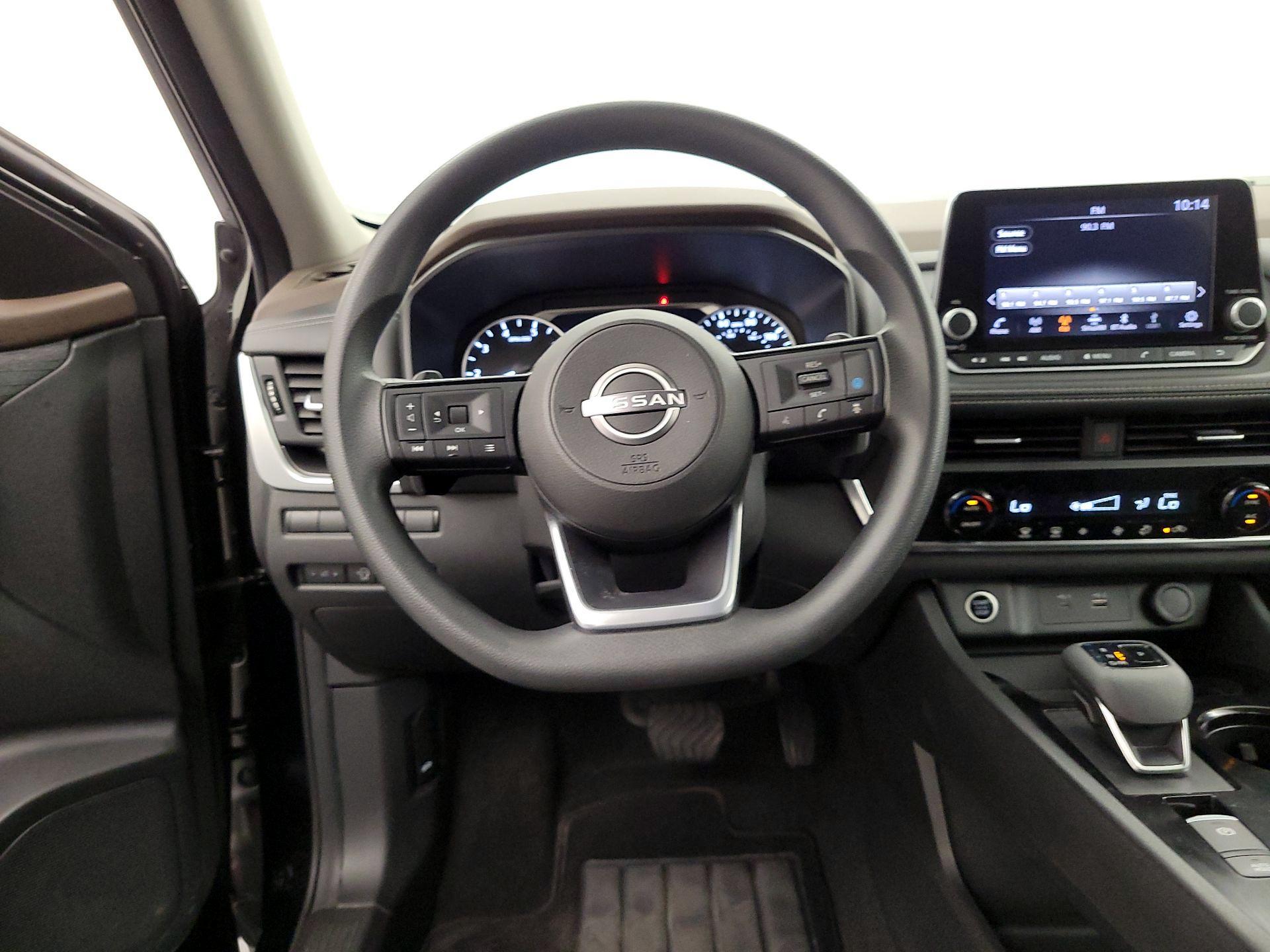 Thumbnail: 2023 Nissan Rogue - 10