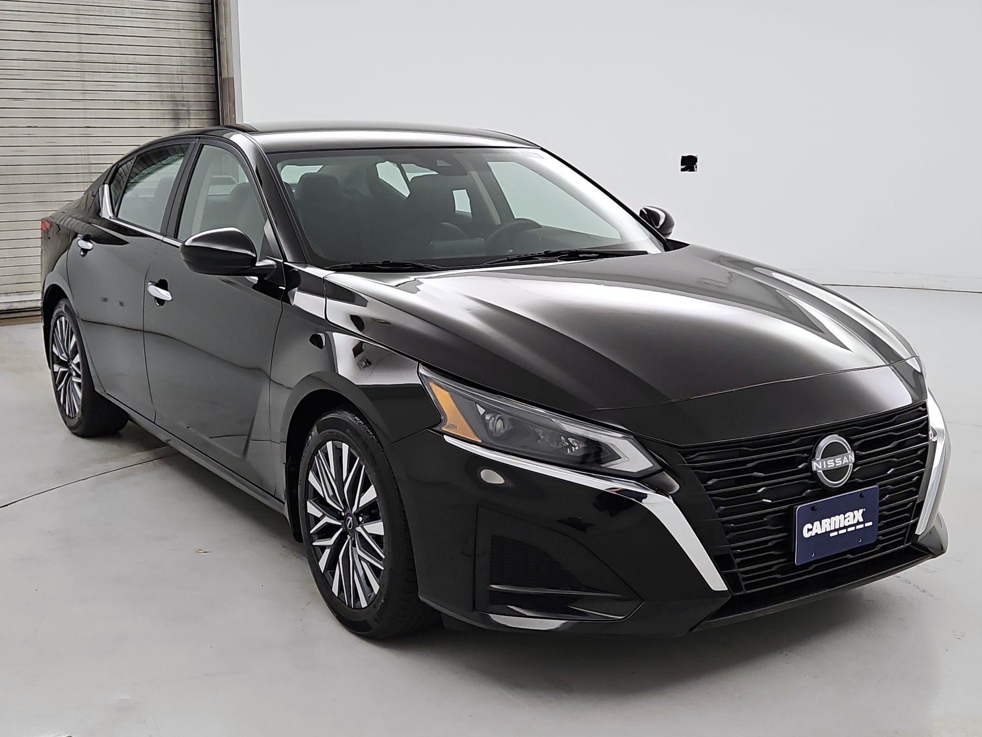 Thumbnail: 2023 Nissan Altima - 1