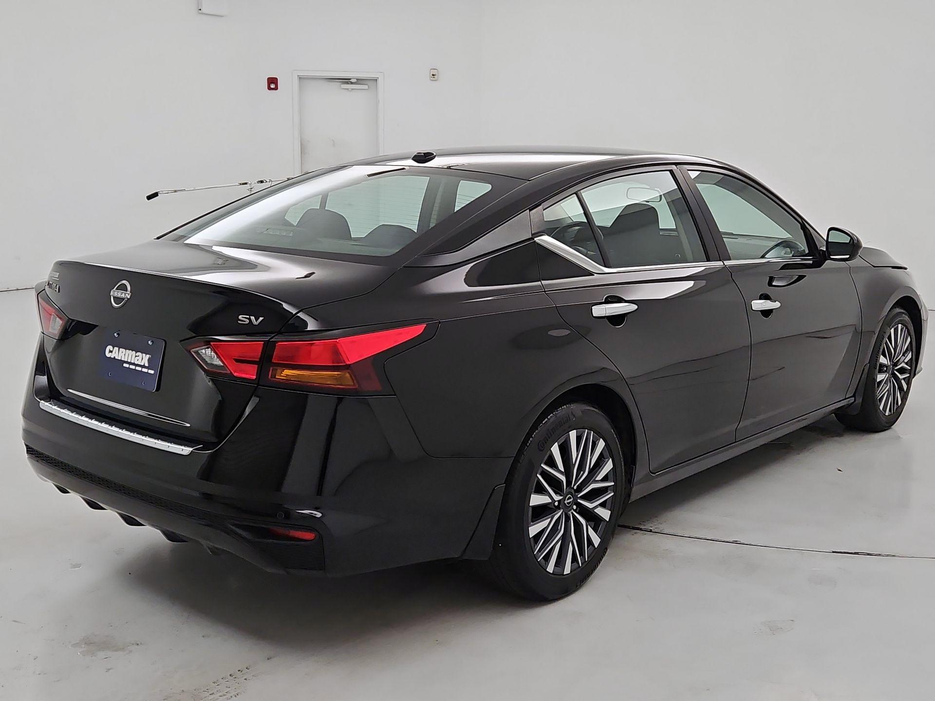 Thumbnail: 2023 Nissan Altima - 5