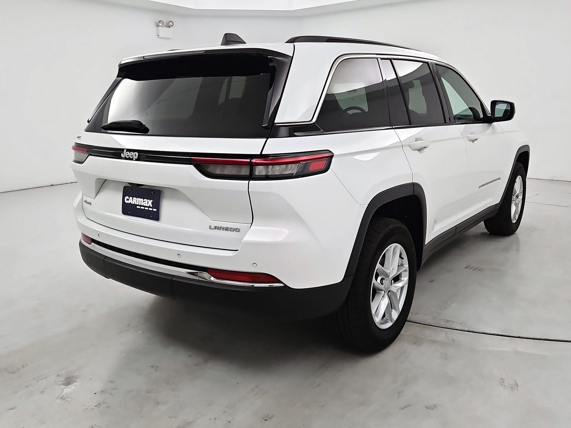 Thumbnail: 2024 Jeep Grand Cherokee - 5