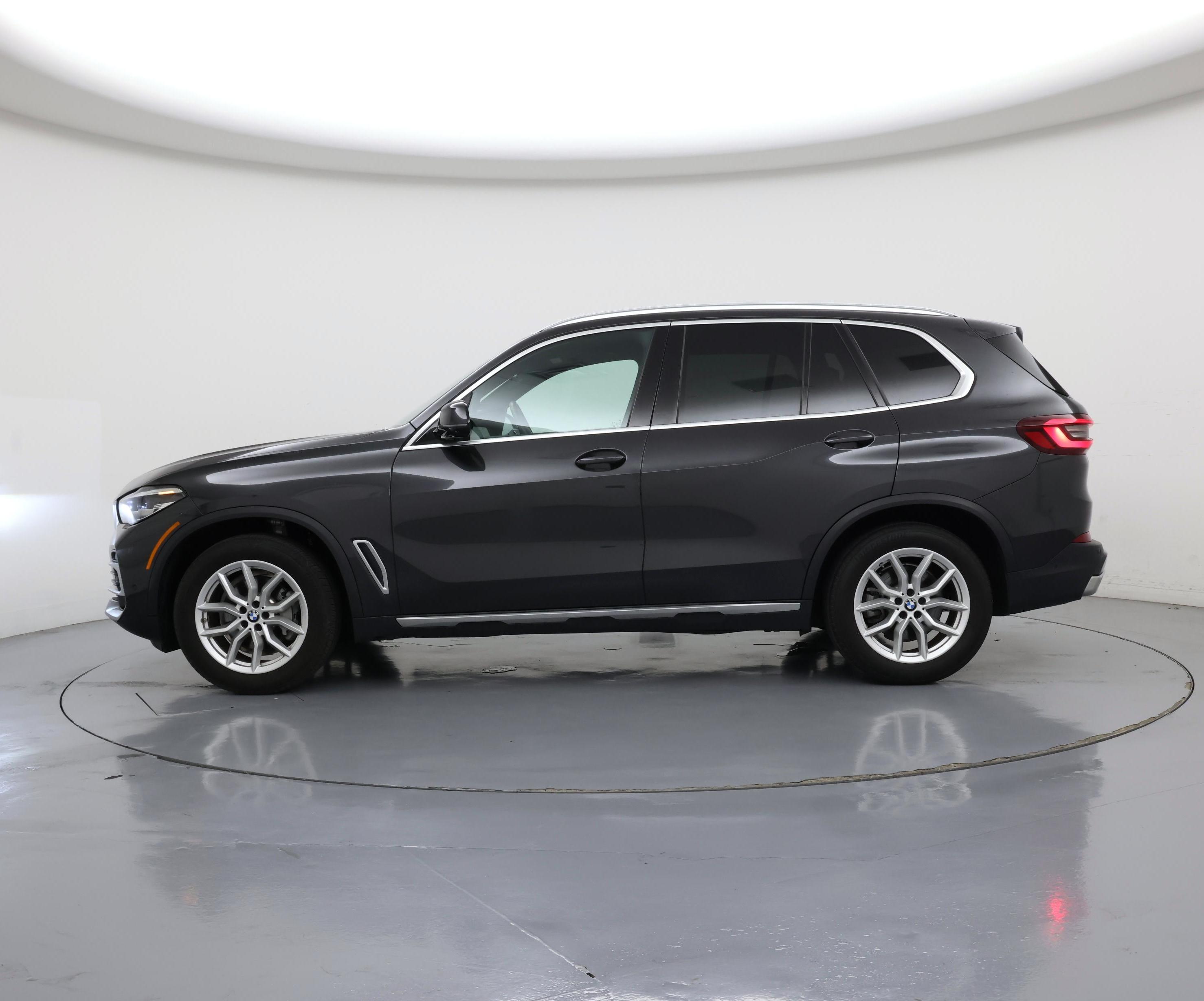 Thumbnail: 2022 BMW X5 - 3