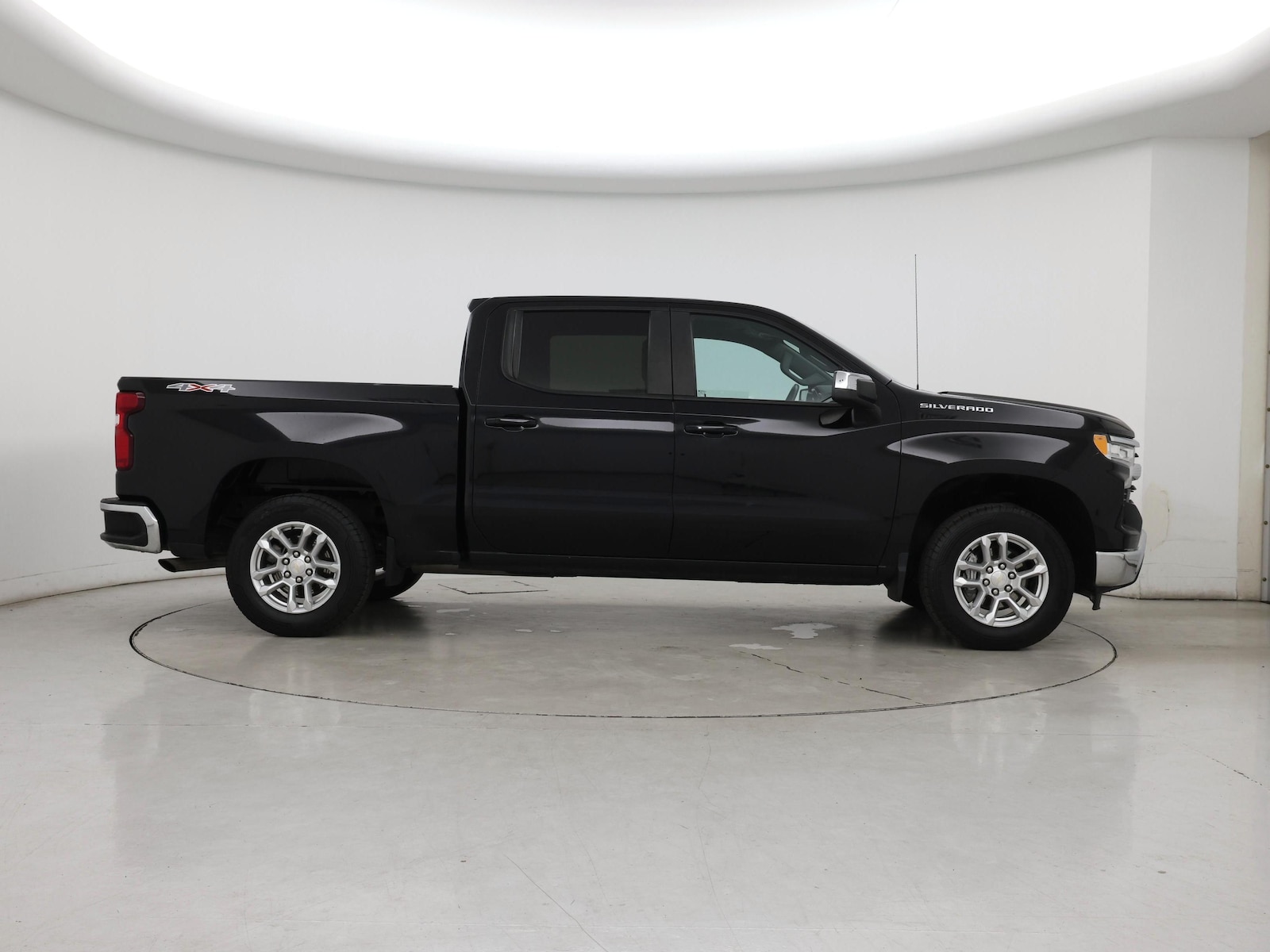 2023 Chevrolet Silverado 1500 LT - Photo 8