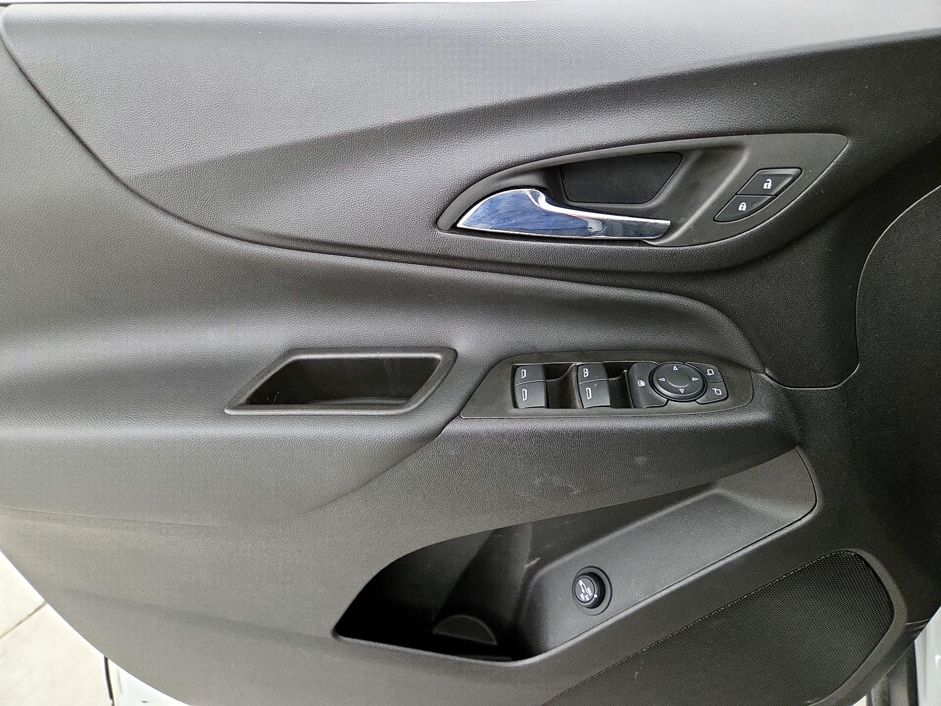 Thumbnail: 2023 Chevrolet Equinox - 12