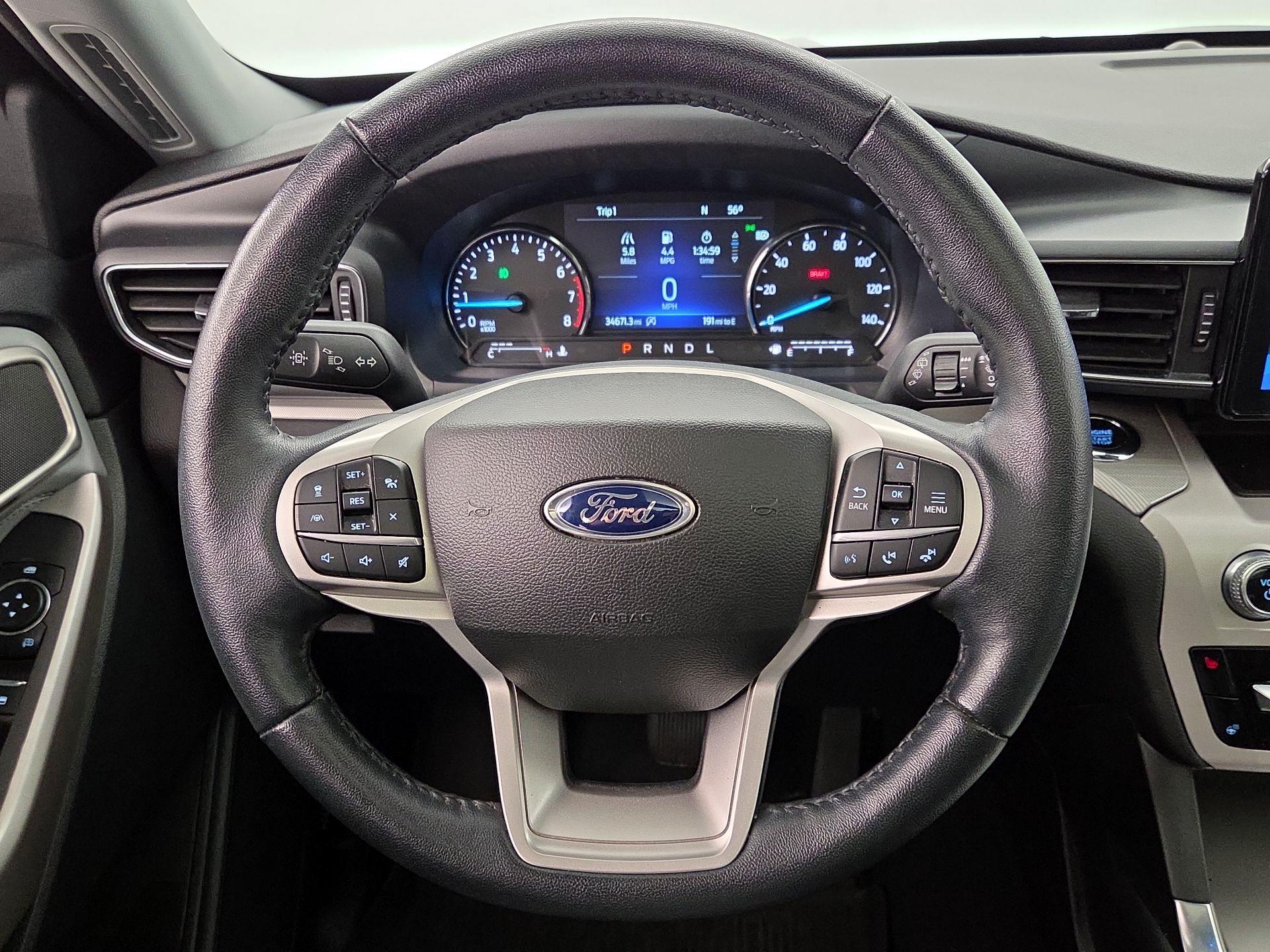 Thumbnail: 2023 Ford Explorer - 10