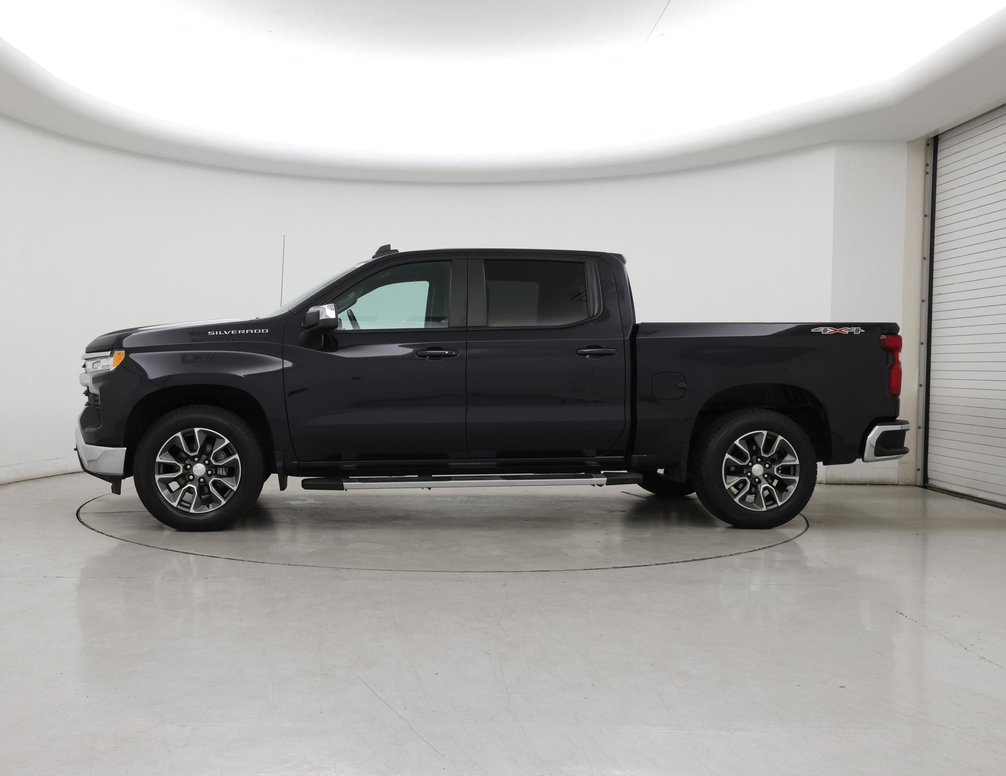 Thumbnail: 2022 Chevrolet Silverado 1500 - 3