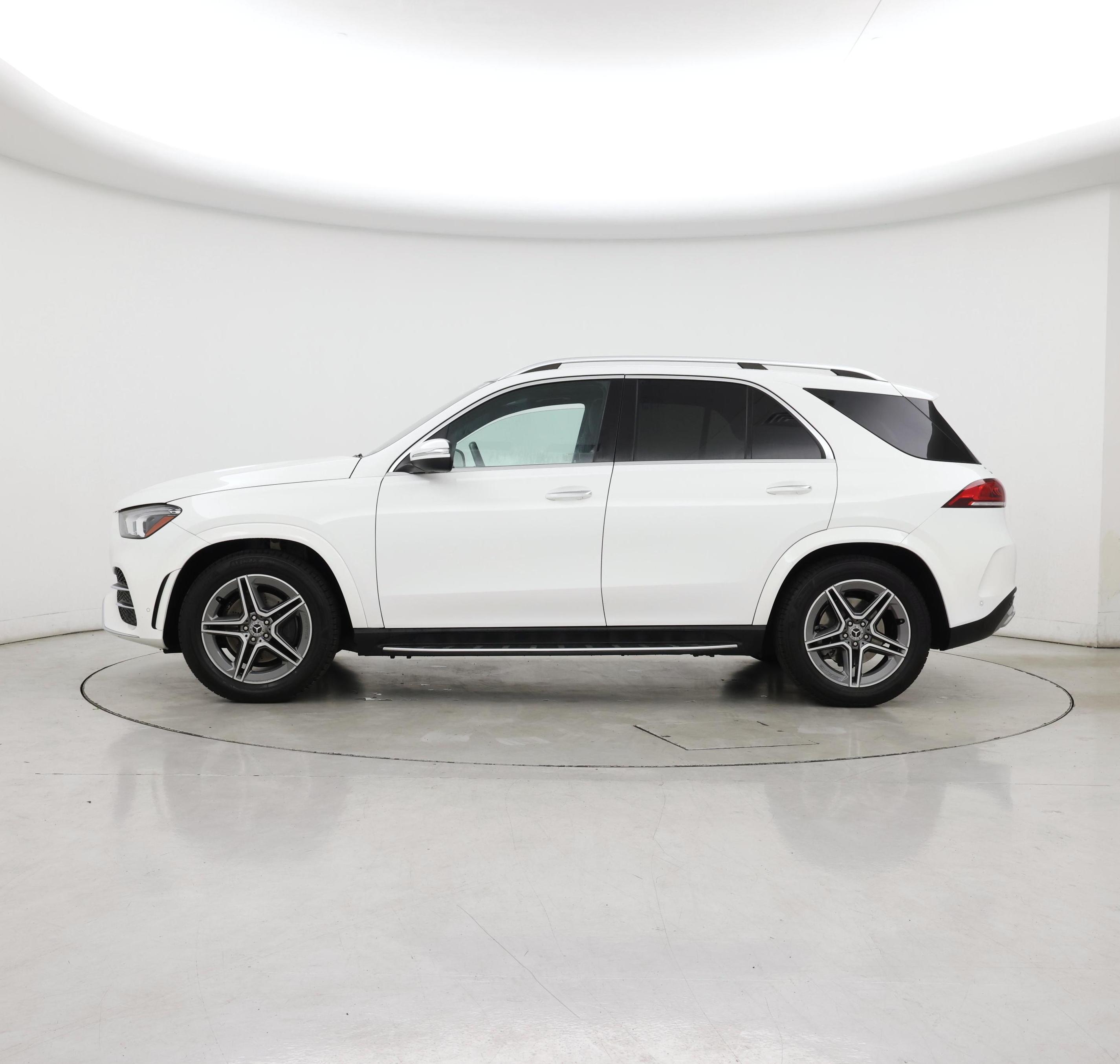 Thumbnail: 2020 Mercedes-Benz GLE - 3