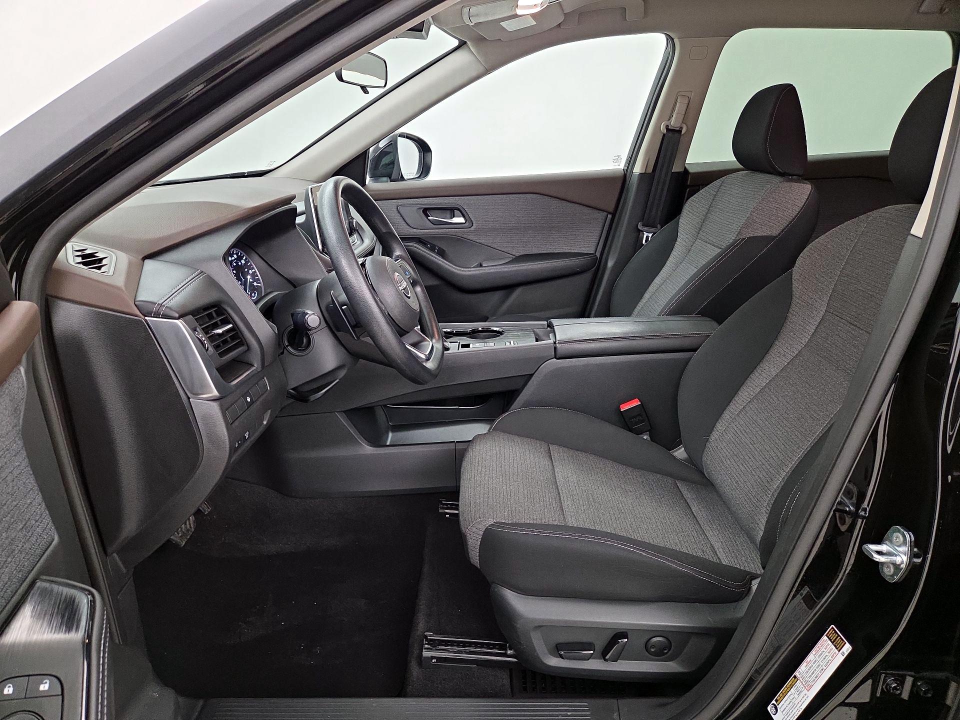Thumbnail: 2023 Nissan Rogue - 11