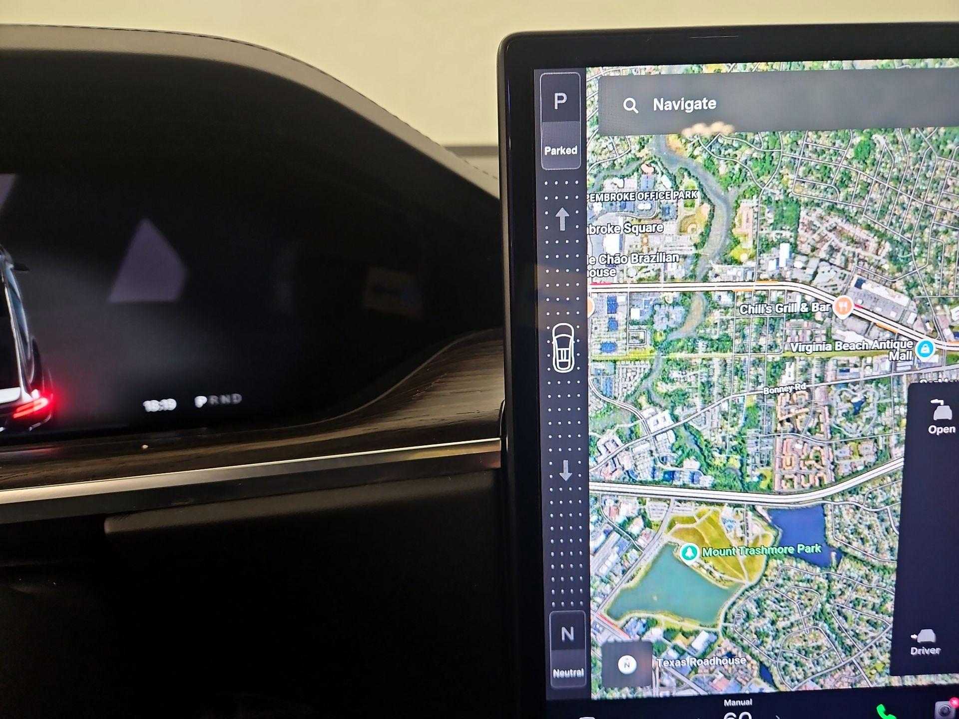 Thumbnail: 2023 Tesla Model X - 17