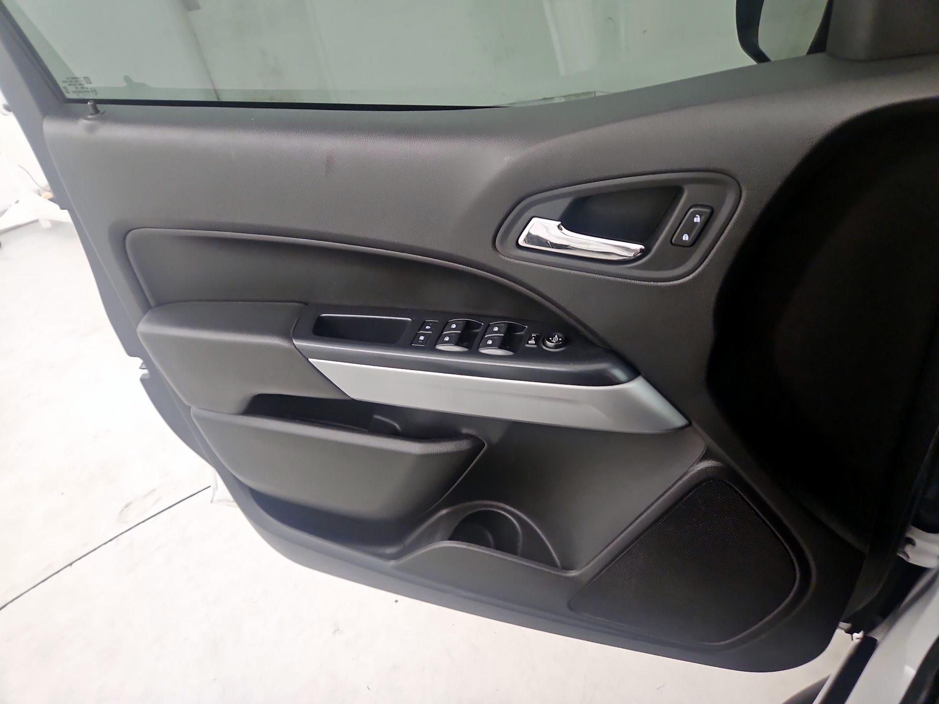 Thumbnail: 2021 Chevrolet Colorado - 12