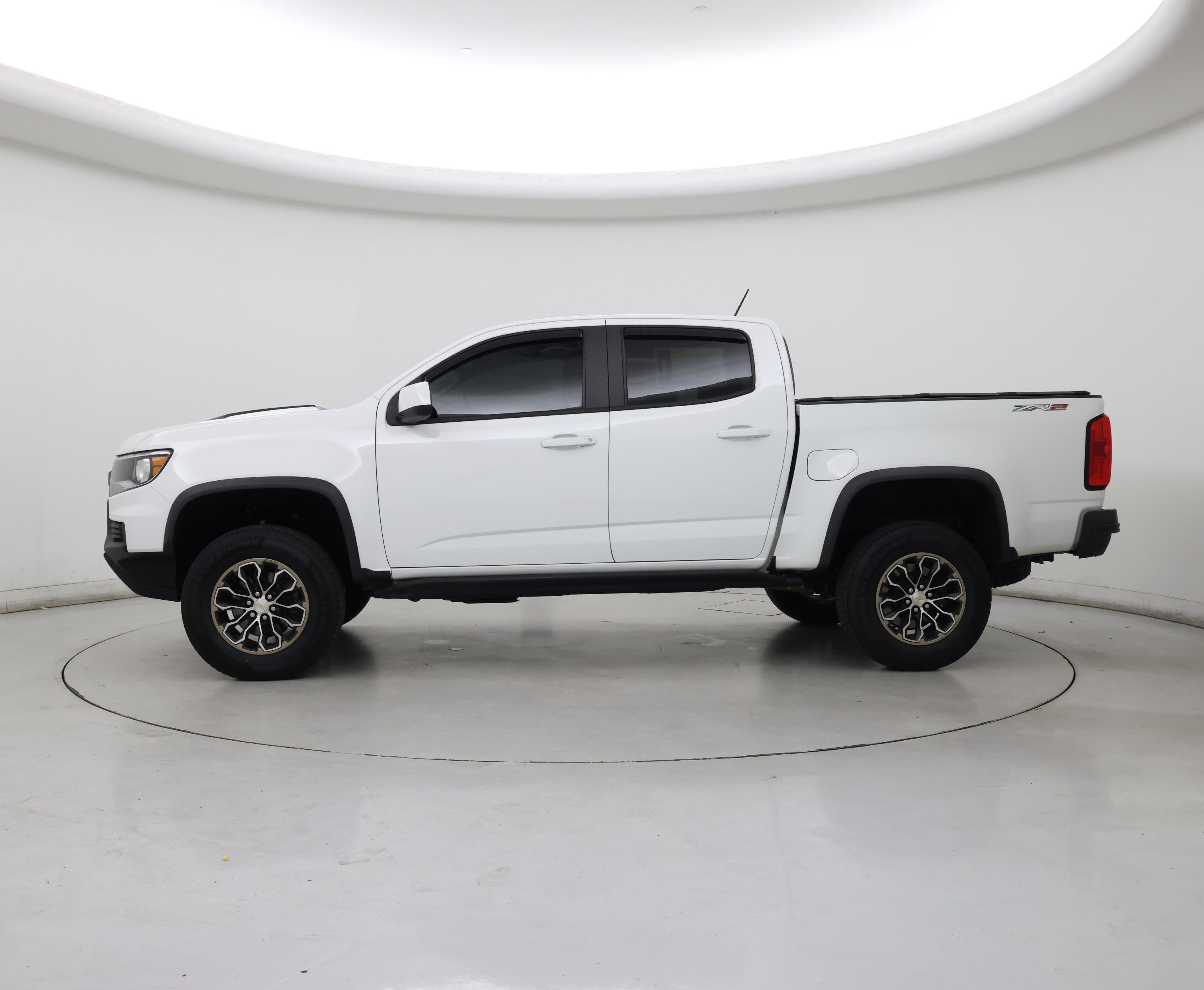 Thumbnail: 2021 Chevrolet Colorado - 3