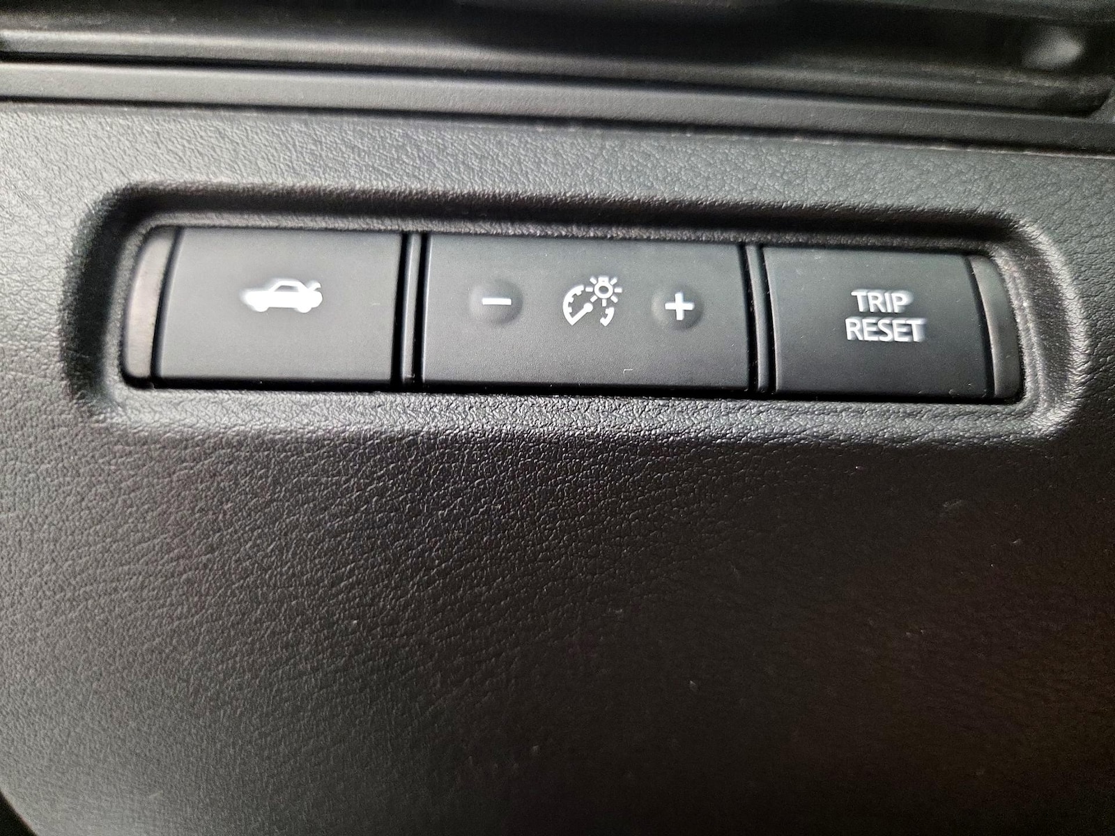 2023 Nissan Altima SV - Photo 14