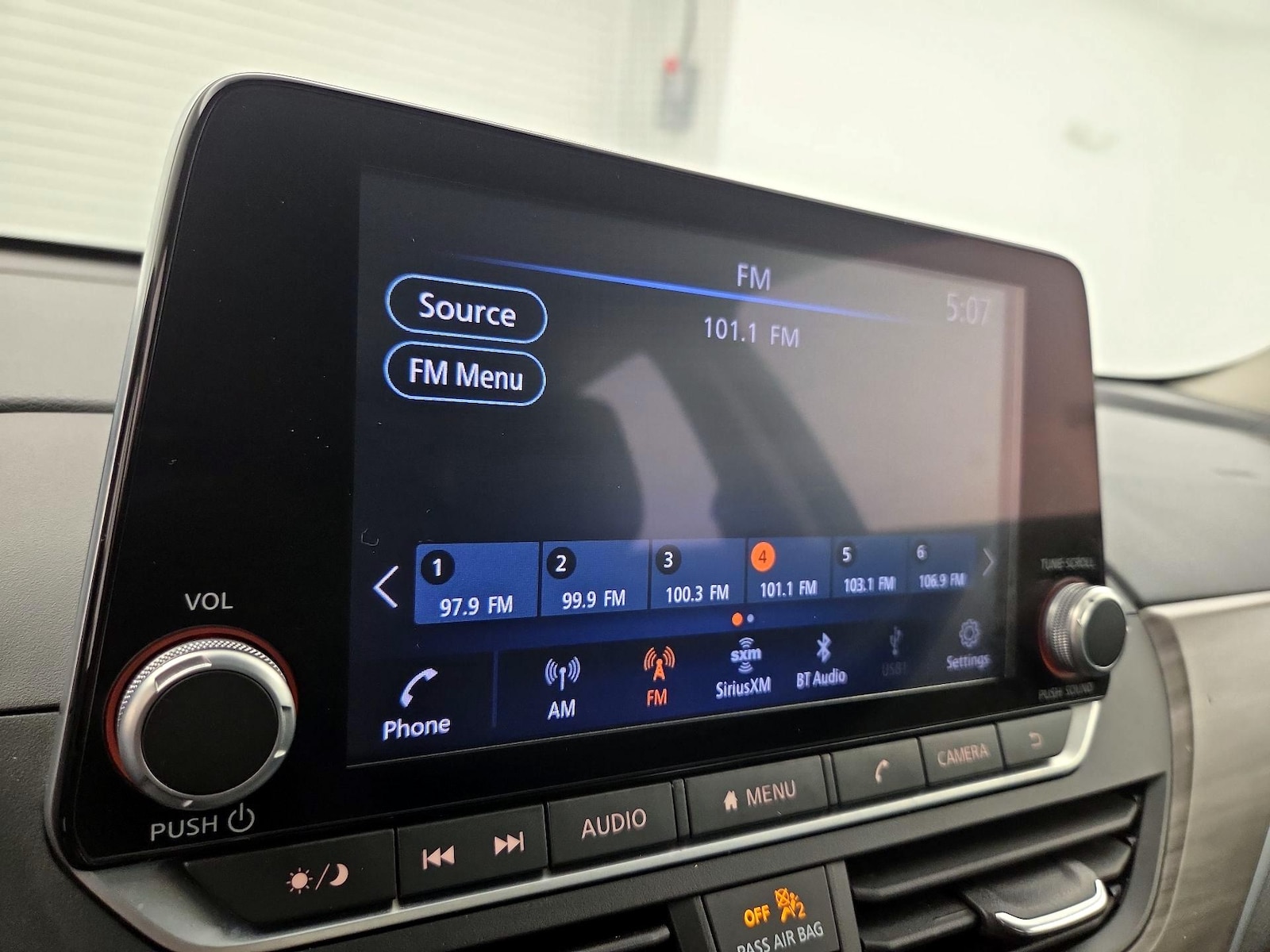 2023 Nissan Altima SV - Photo 16