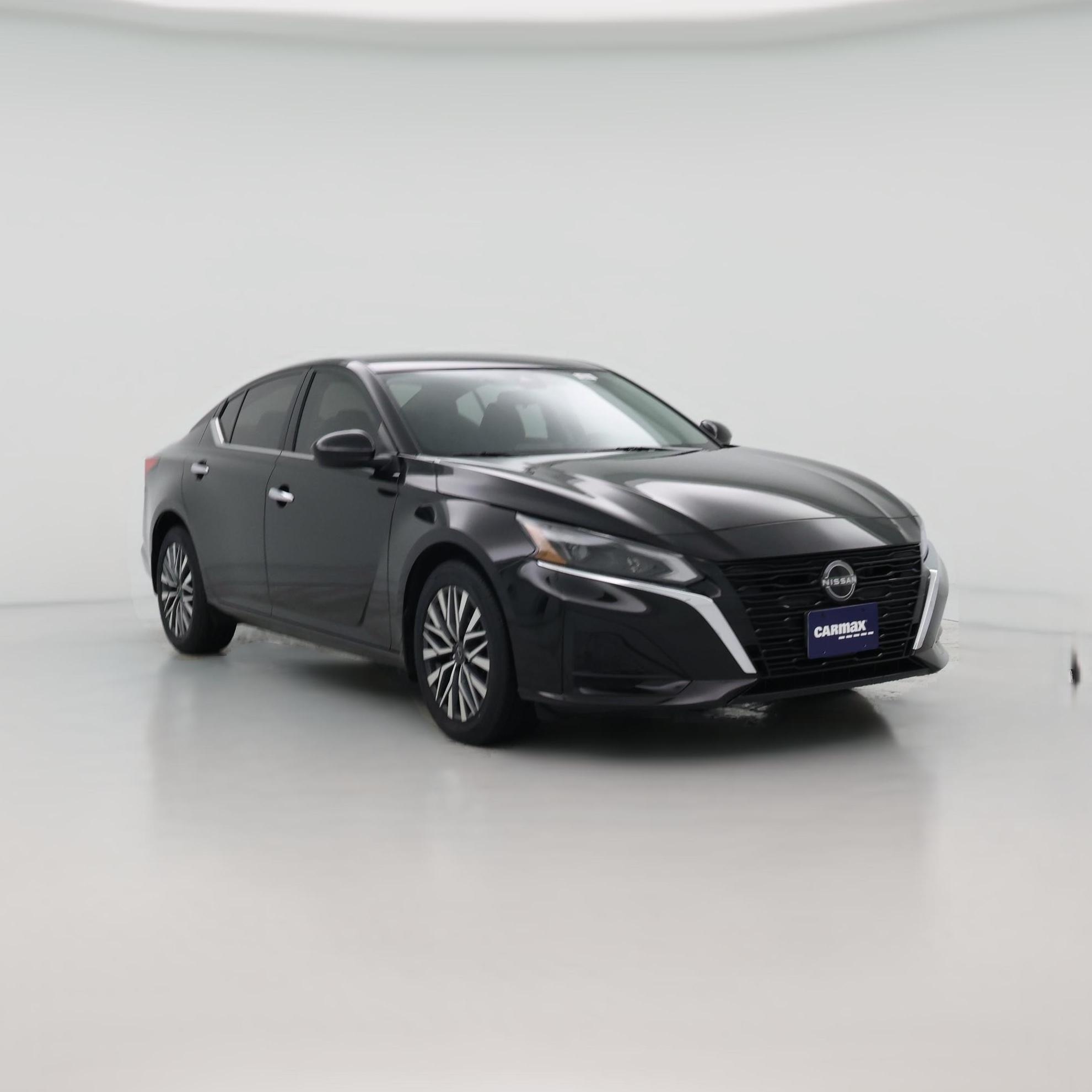 Thumbnail: 2023 Nissan Altima - 1