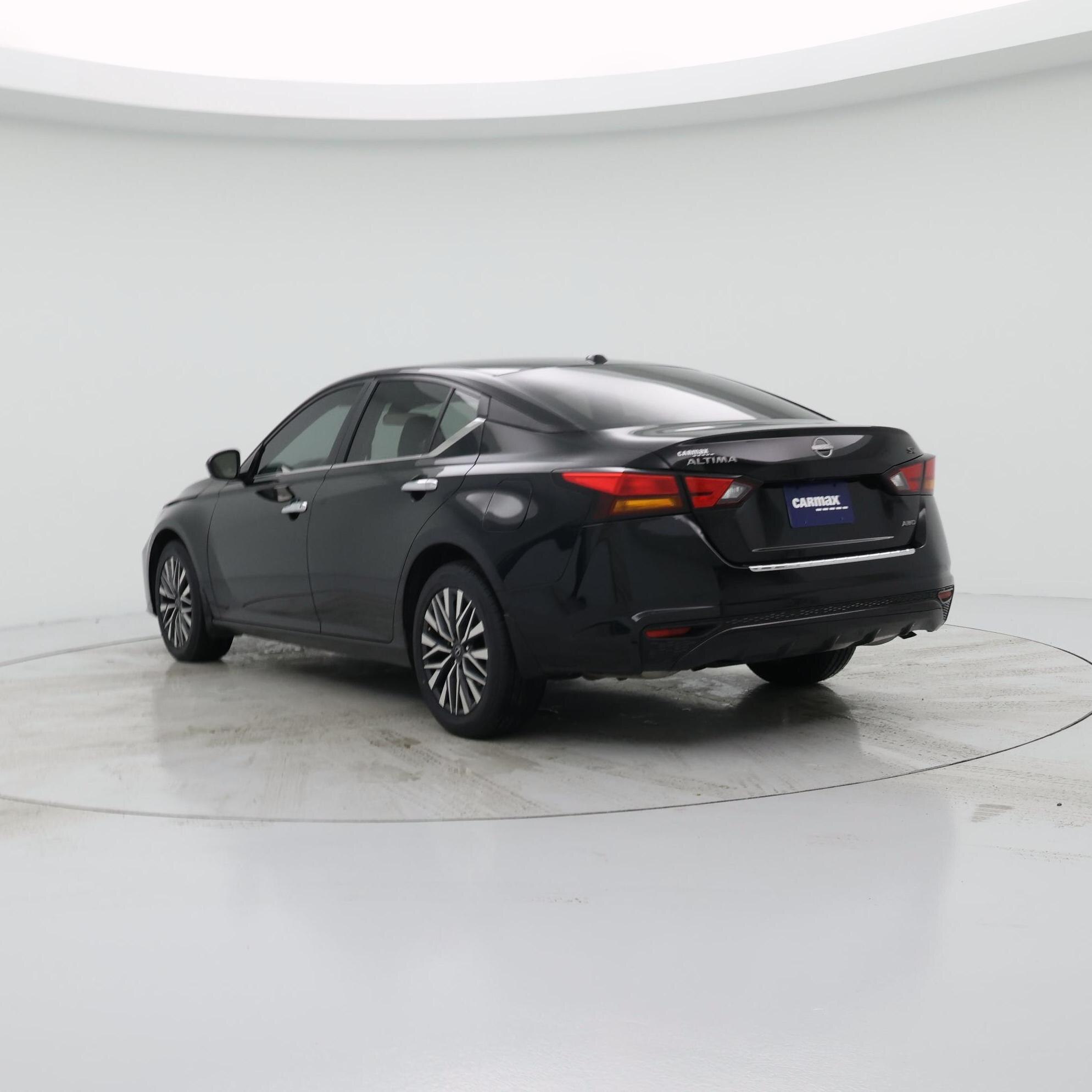 Thumbnail: 2023 Nissan Altima - 2