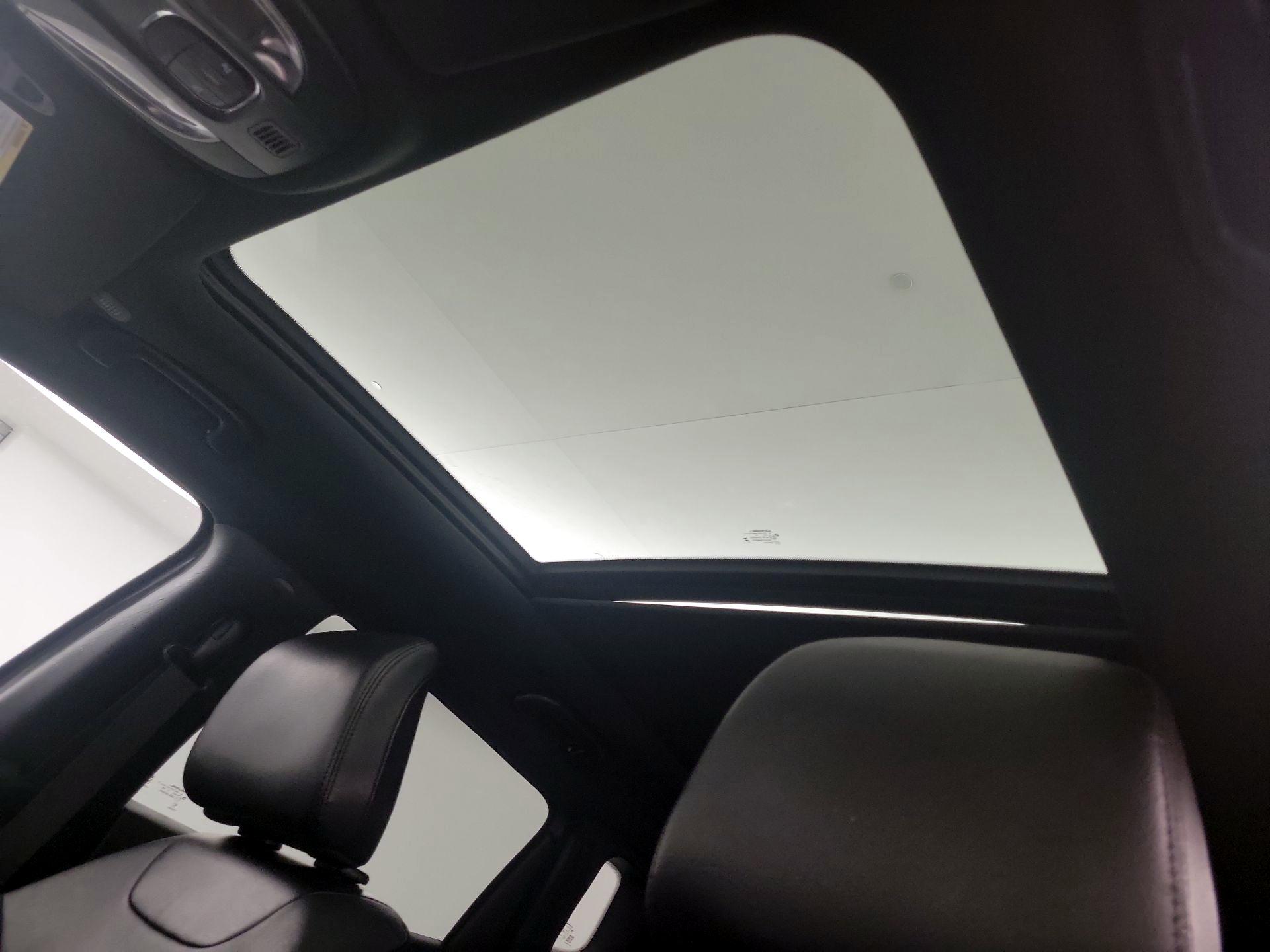 Thumbnail: 2023 Jeep Compass - 19